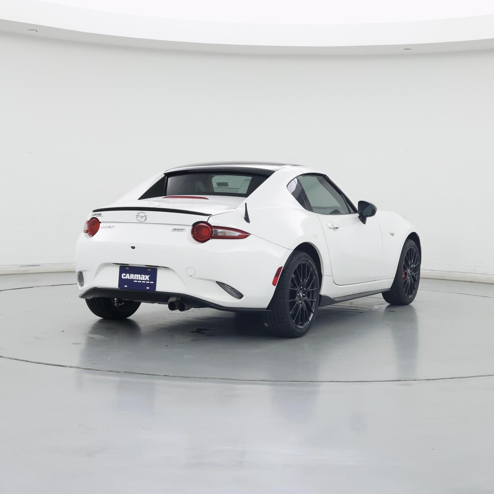 Thumbnail: 2019 Mazda MX-5 Miata - 8