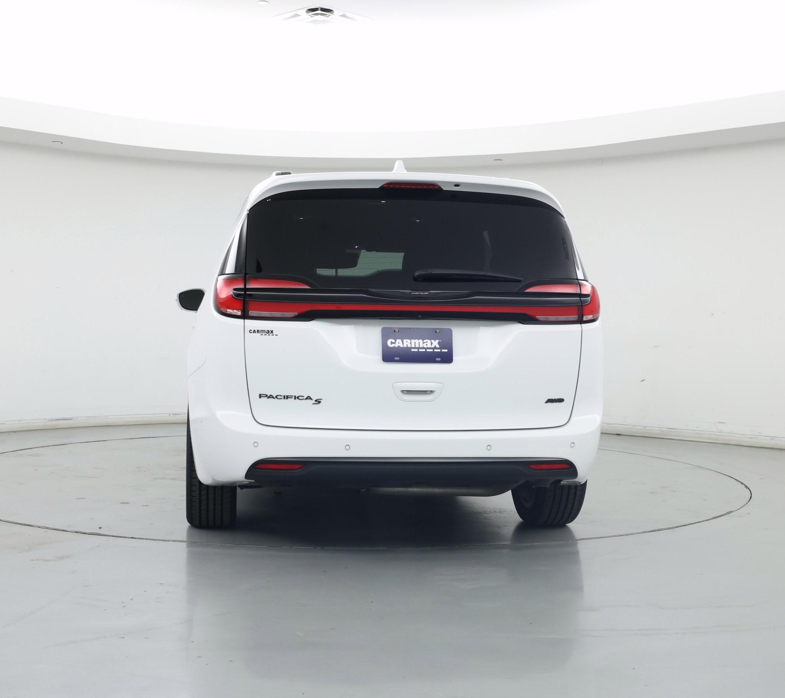 Thumbnail: 2022 Chrysler Pacifica - 6