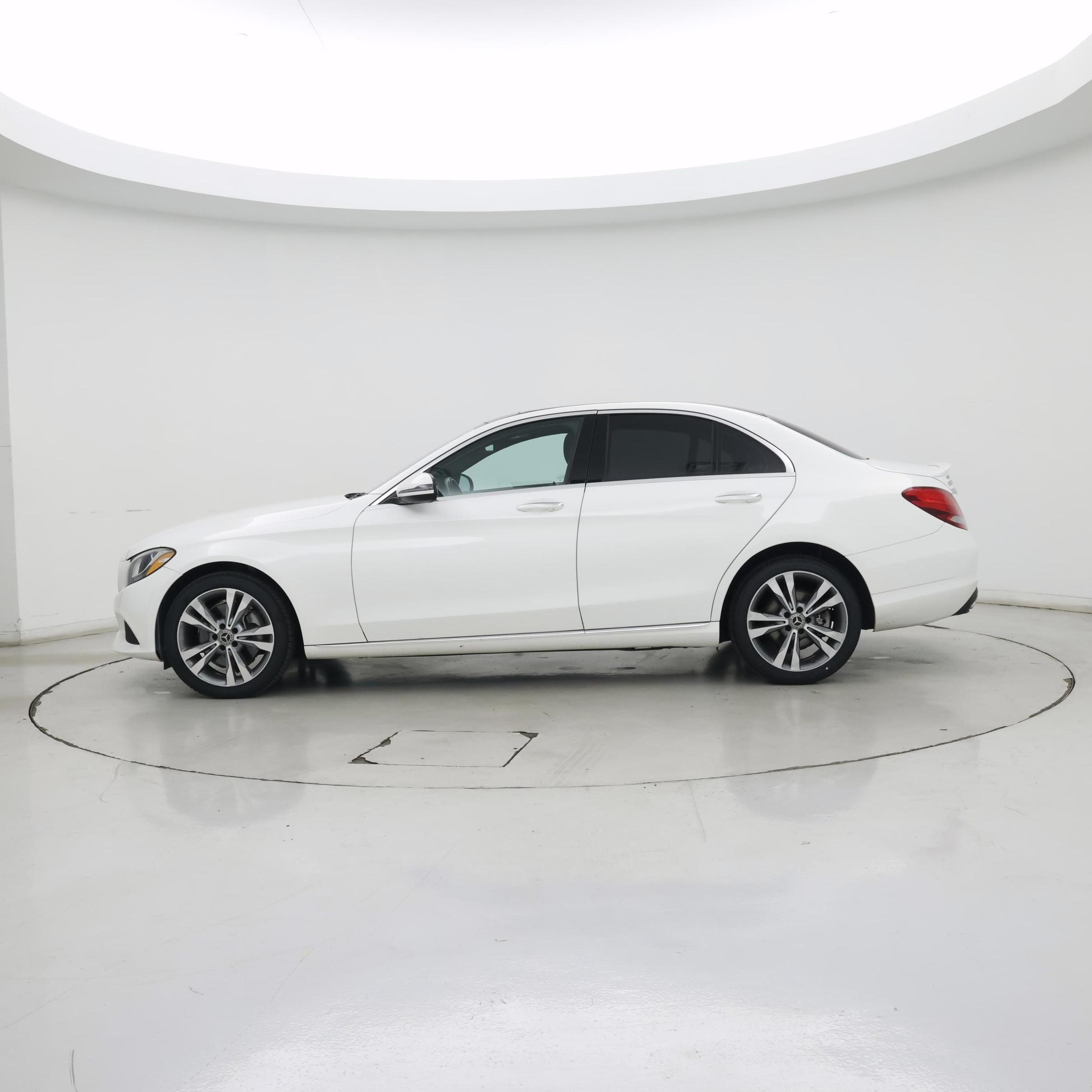 Thumbnail: 2018 Mercedes-Benz C-Class - 3