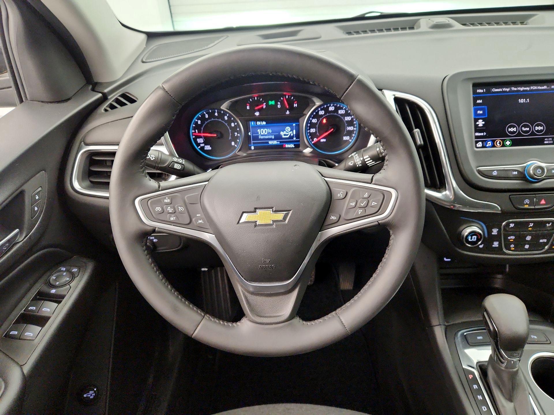 Thumbnail: 2022 Chevrolet Equinox - 10