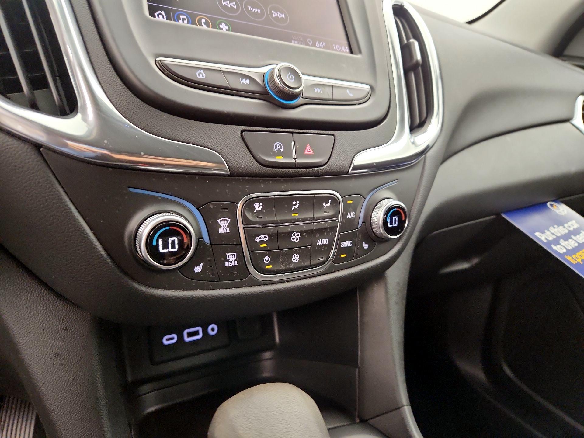 Thumbnail: 2022 Chevrolet Equinox - 16