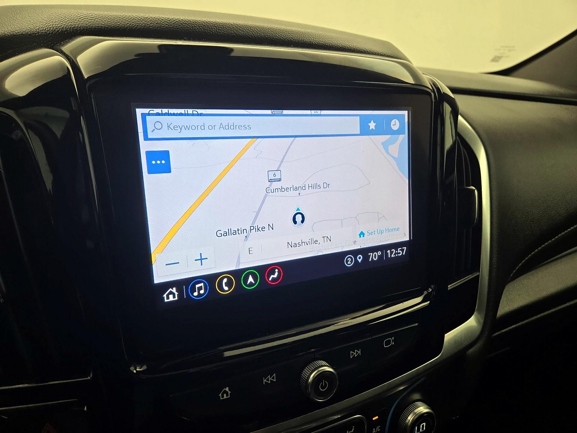 Thumbnail: 2022 Chevrolet Traverse - 14