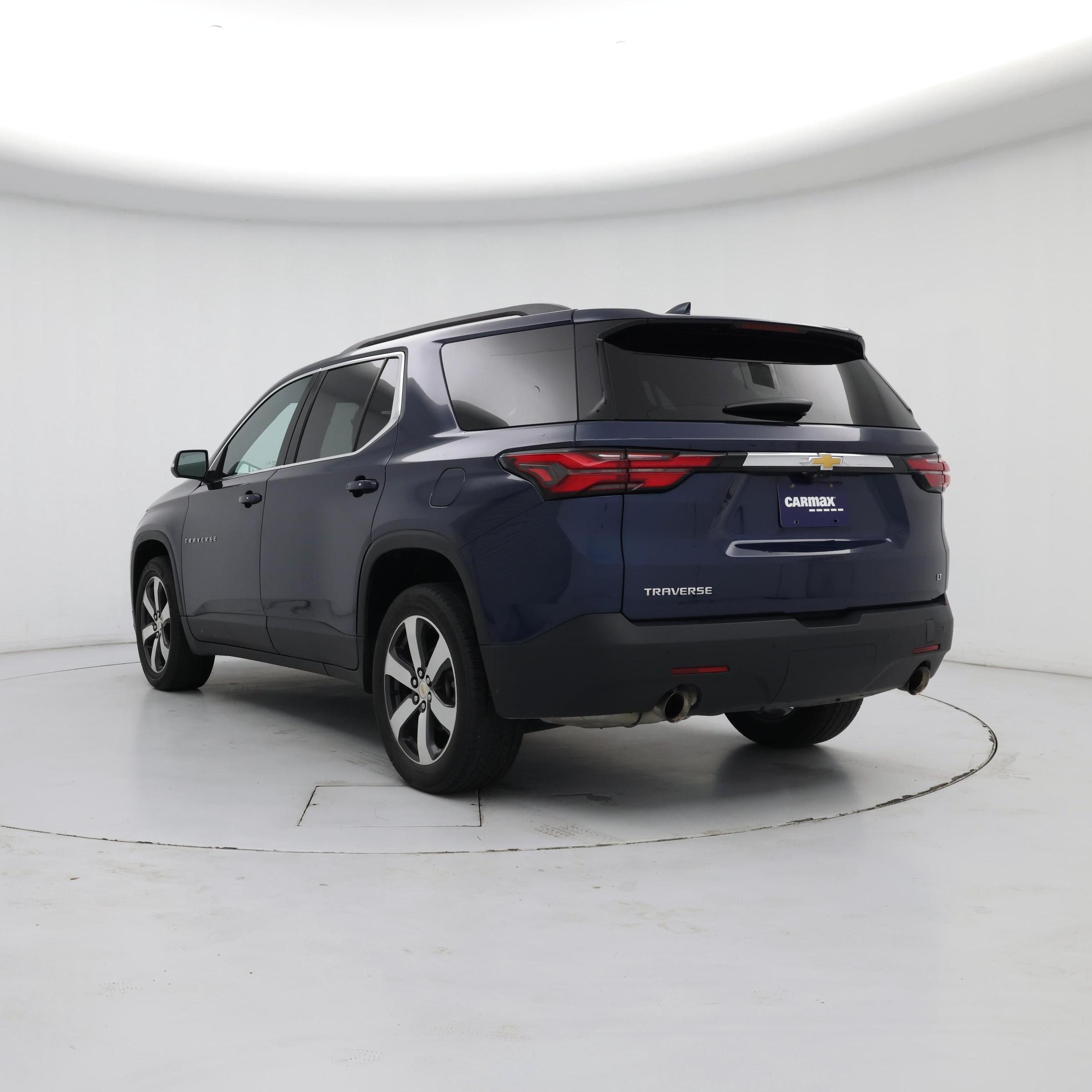 Thumbnail: 2022 Chevrolet Traverse - 2