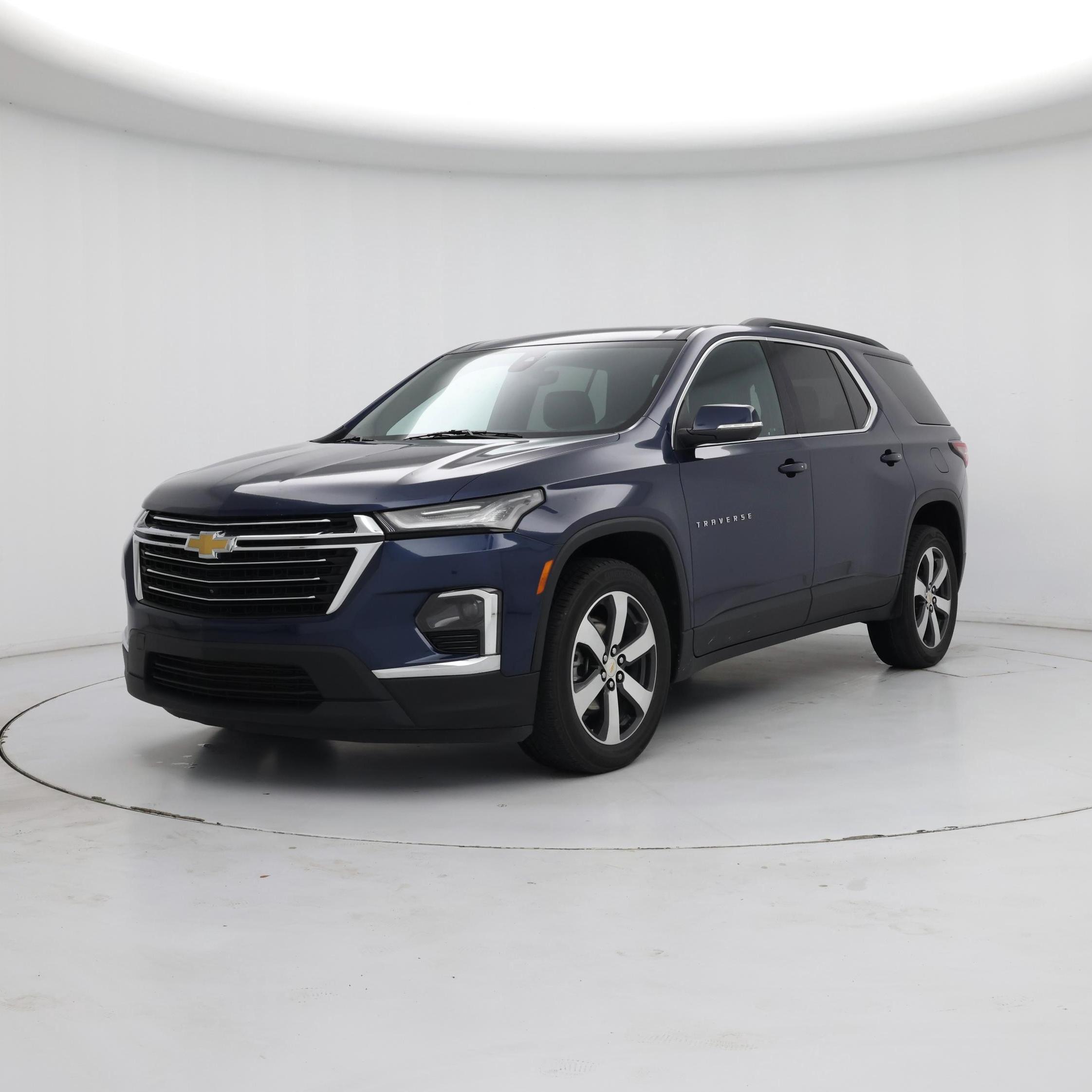 Thumbnail: 2022 Chevrolet Traverse - 4