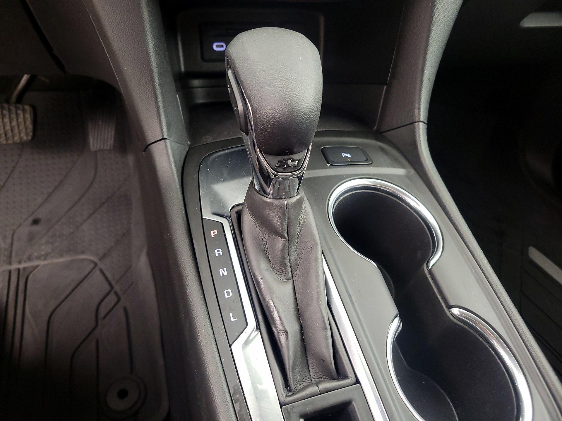 Thumbnail: 2022 Chevrolet Equinox - 17