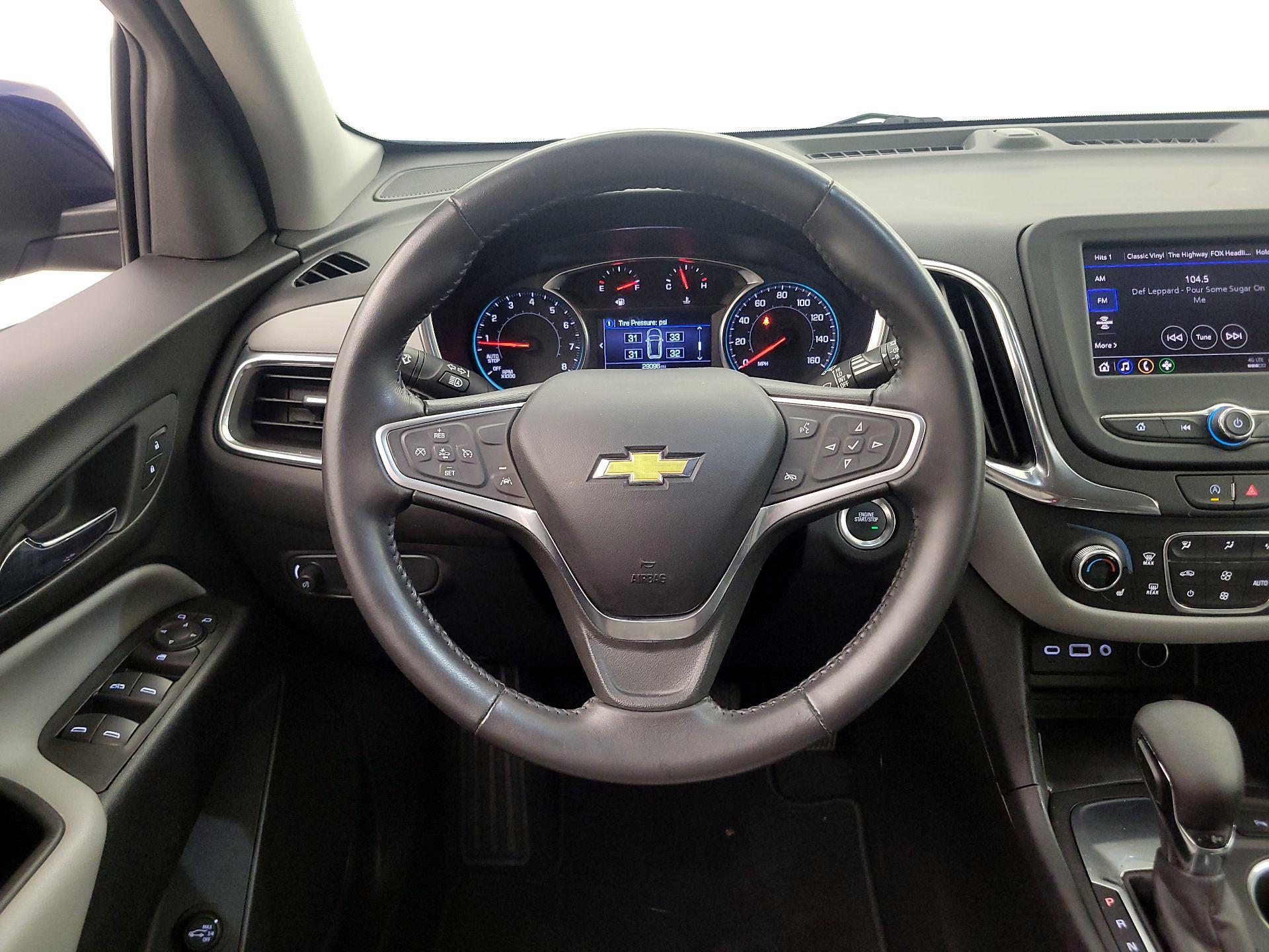 Thumbnail: 2022 Chevrolet Equinox - 10