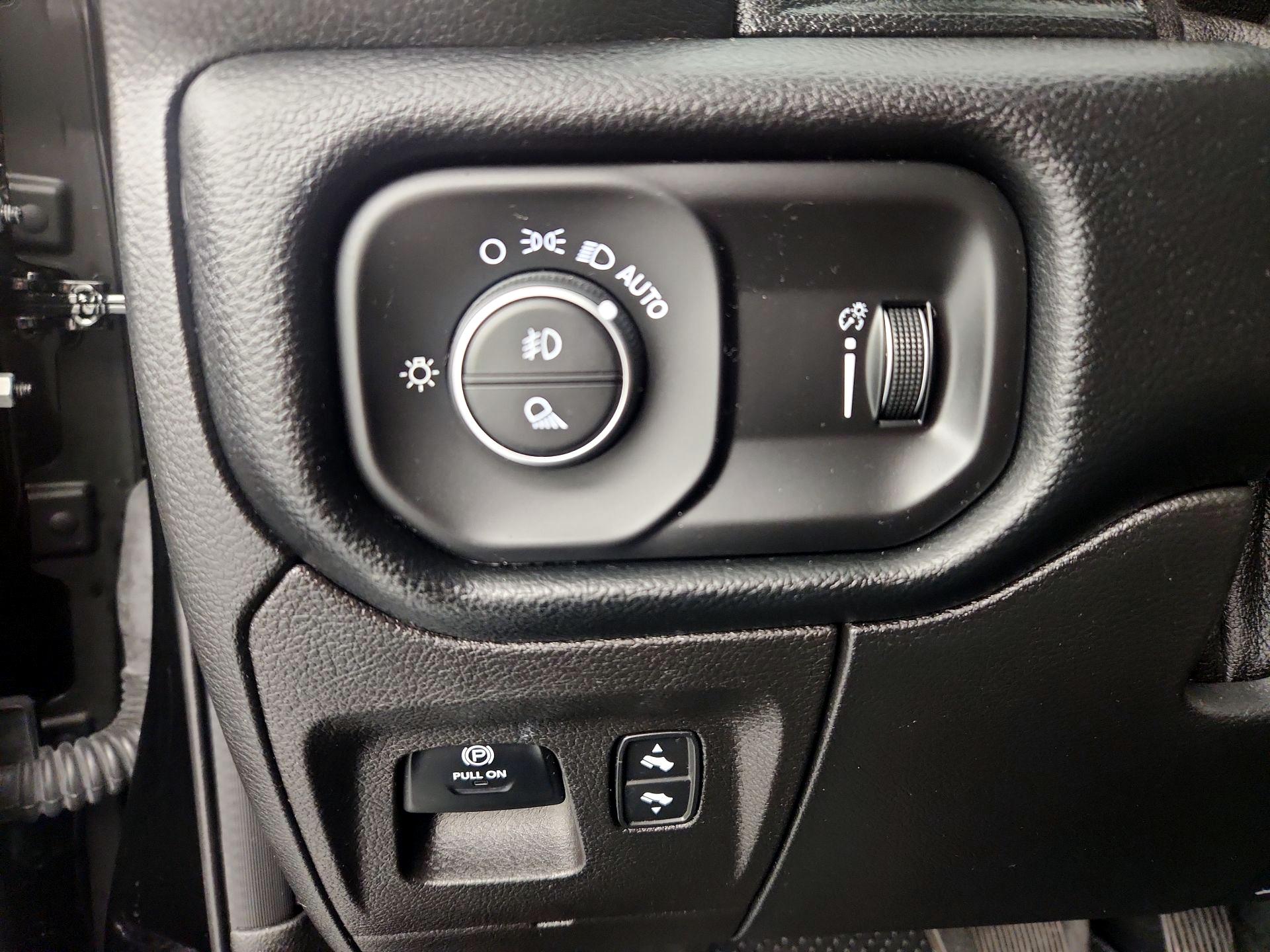 Thumbnail: 2021 RAM 1500 - 13