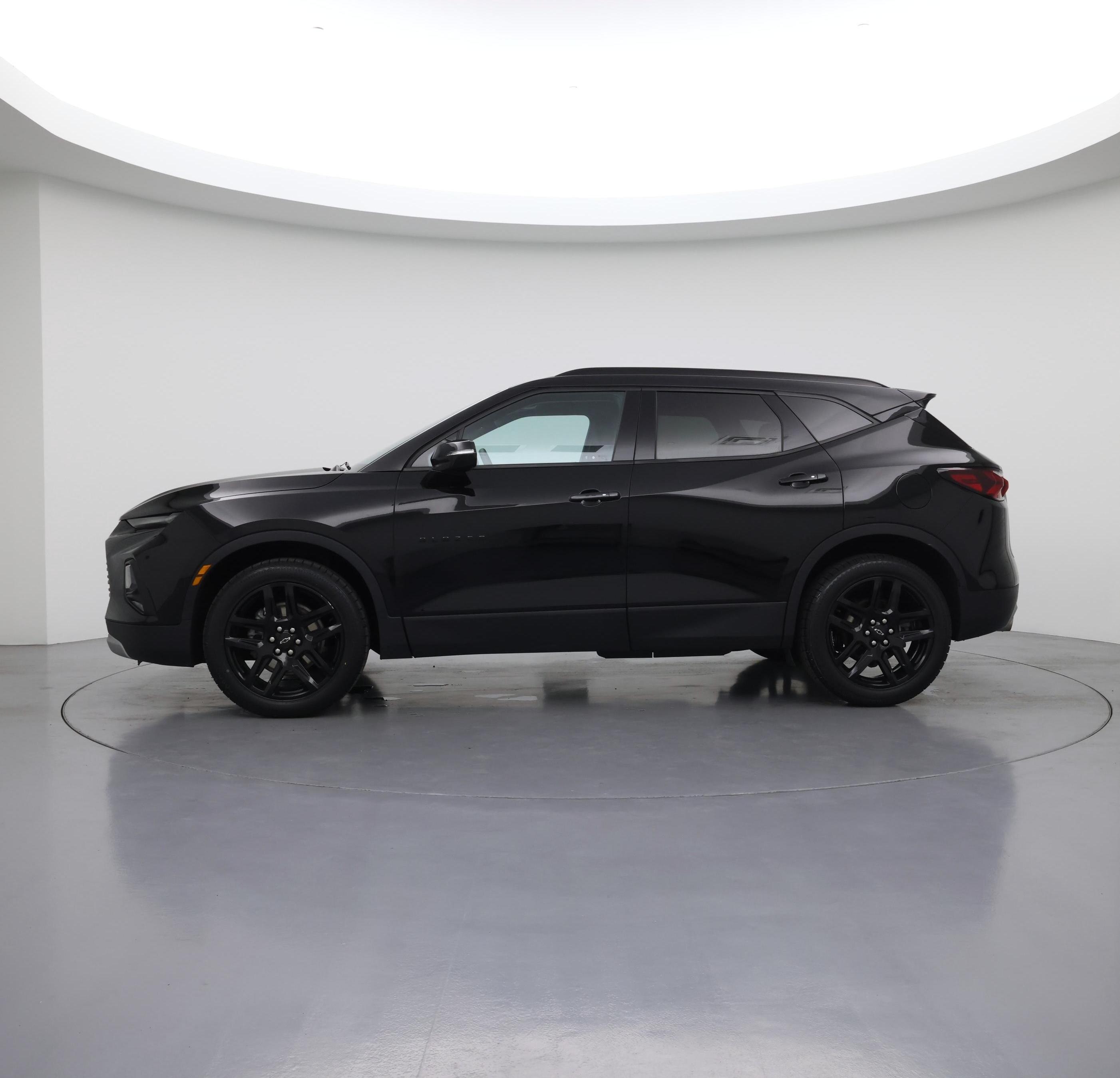 Thumbnail: 2022 Chevrolet Blazer - 3