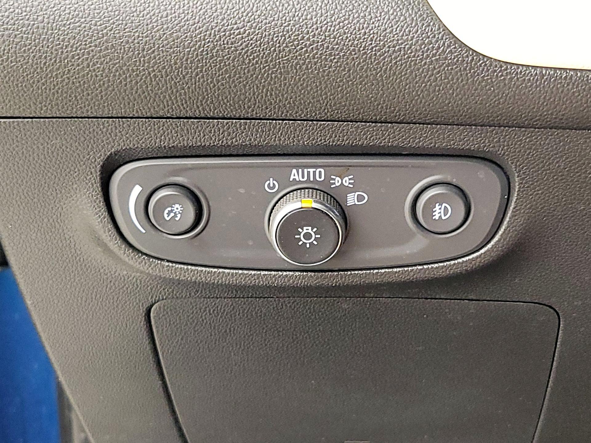 Thumbnail: 2020 Buick Encore GX - 13