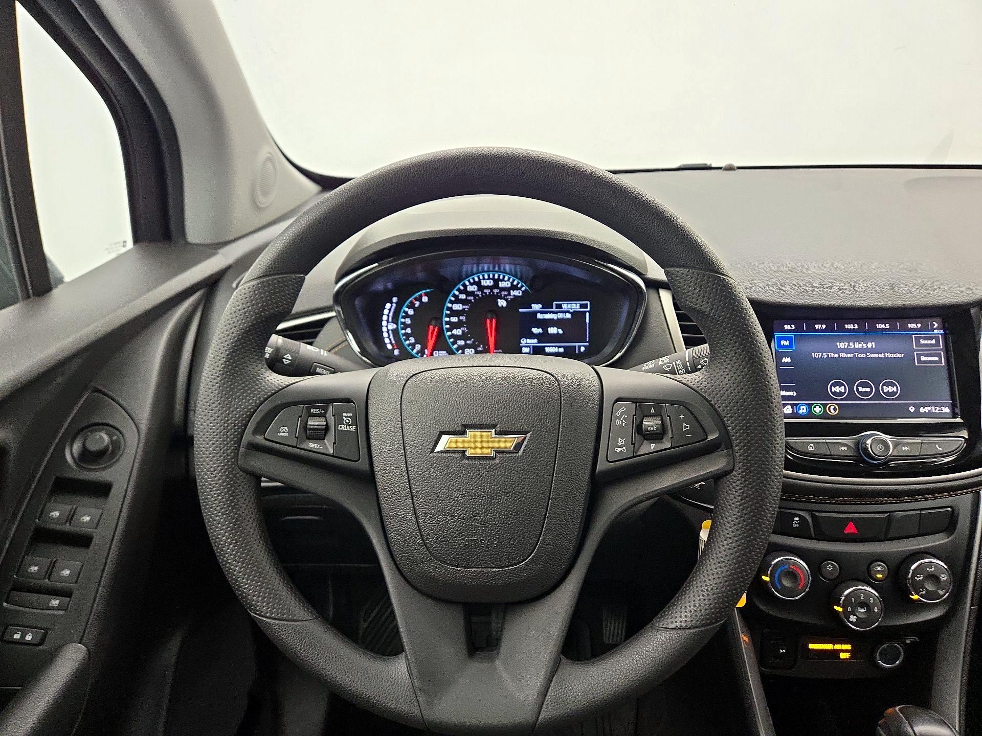 Thumbnail: 2020 Chevrolet Trax - 10