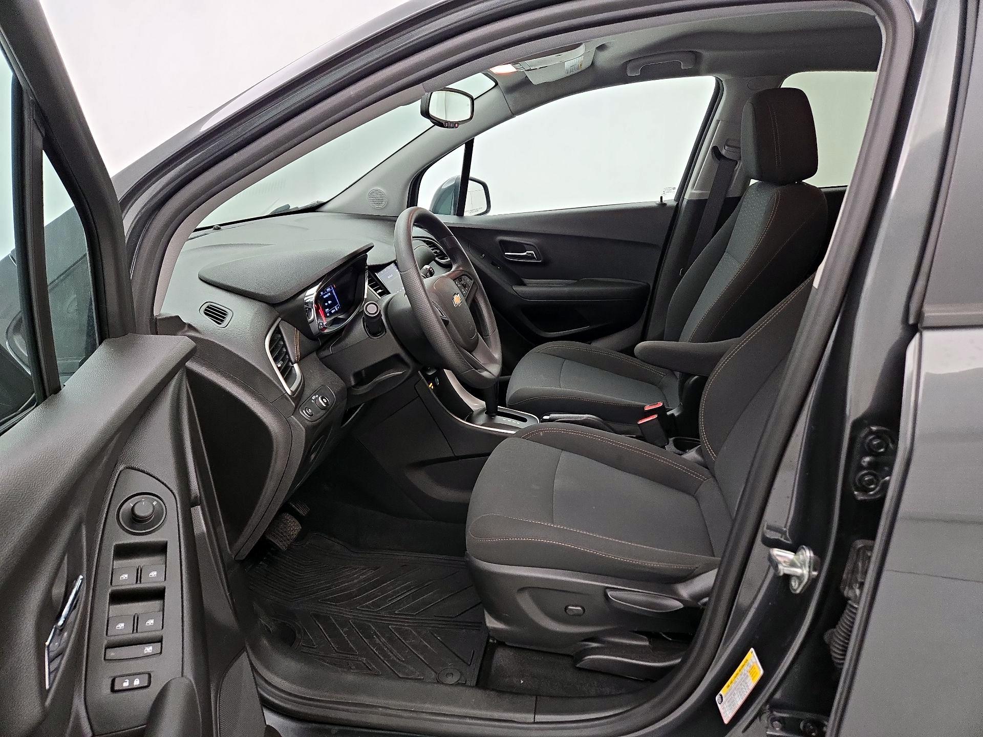 Thumbnail: 2020 Chevrolet Trax - 11