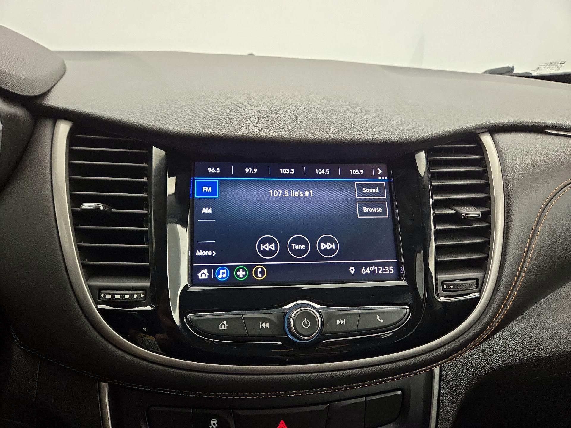 Thumbnail: 2020 Chevrolet Trax - 15