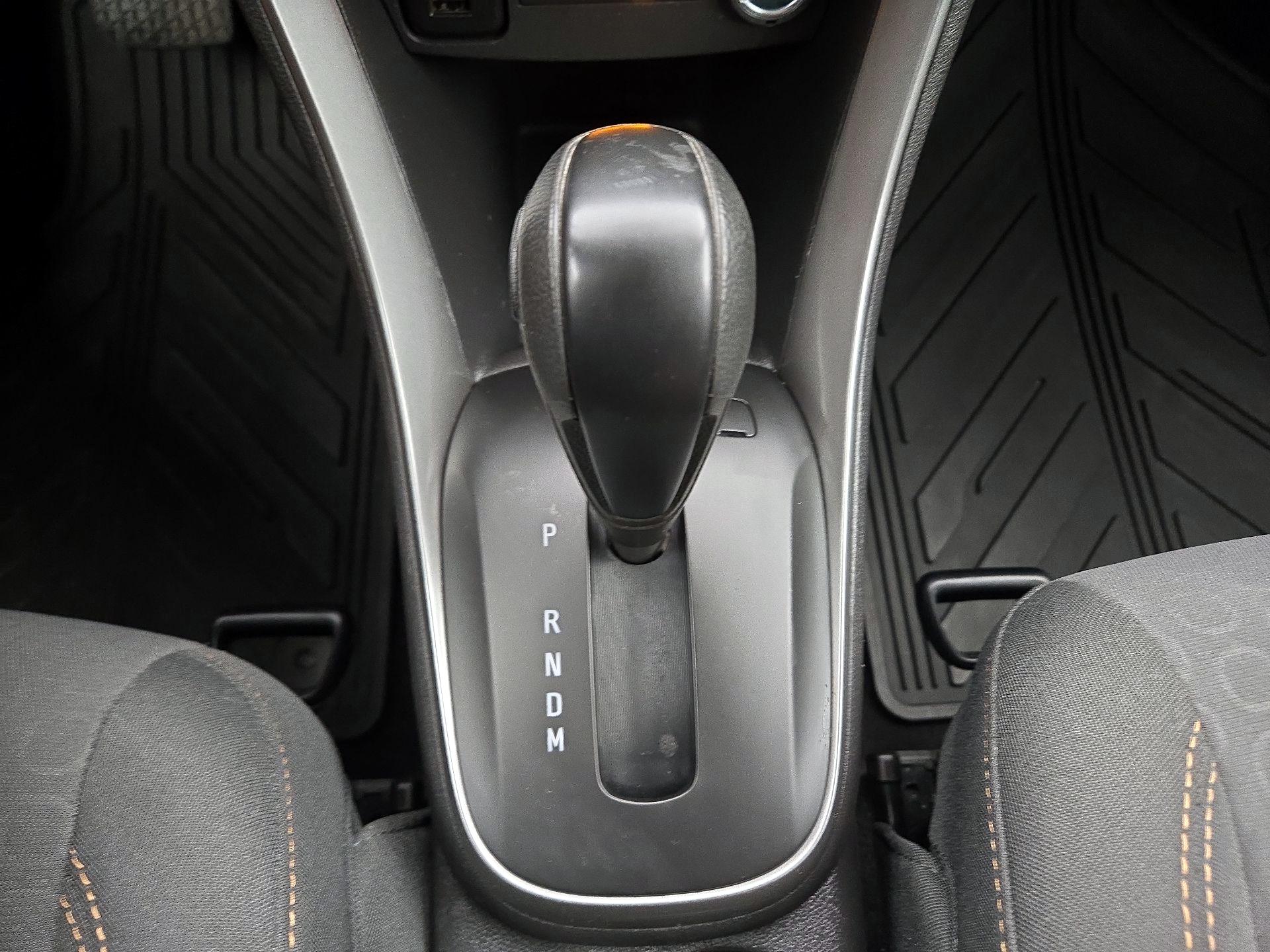 Thumbnail: 2020 Chevrolet Trax - 17
