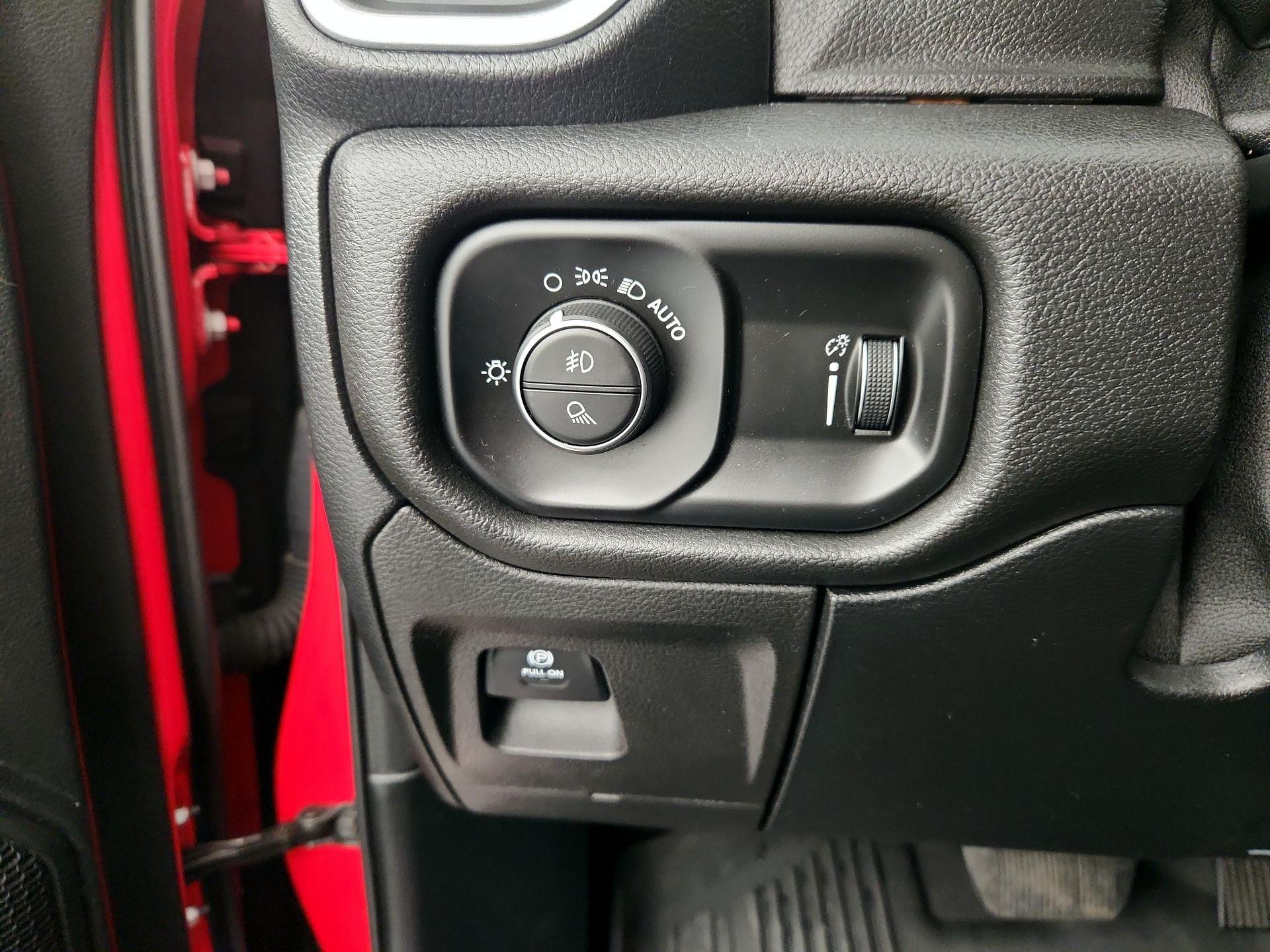 Thumbnail: 2020 RAM 1500 - 13