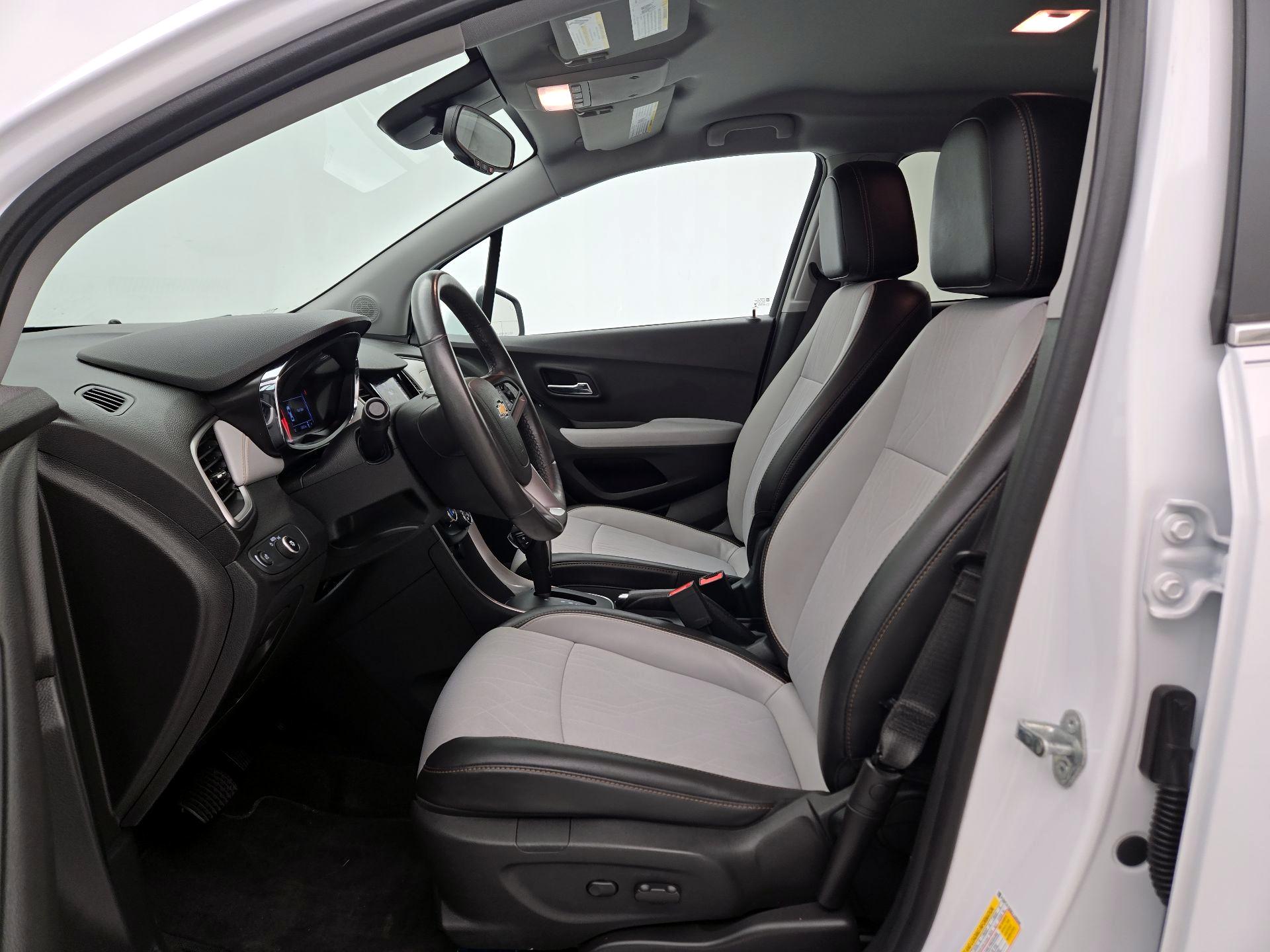 Thumbnail: 2020 Chevrolet Trax - 11