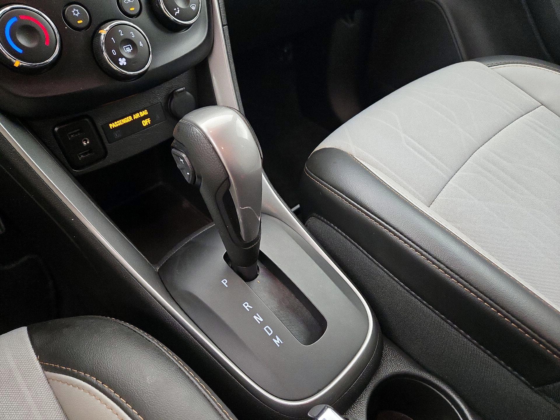 Thumbnail: 2020 Chevrolet Trax - 17
