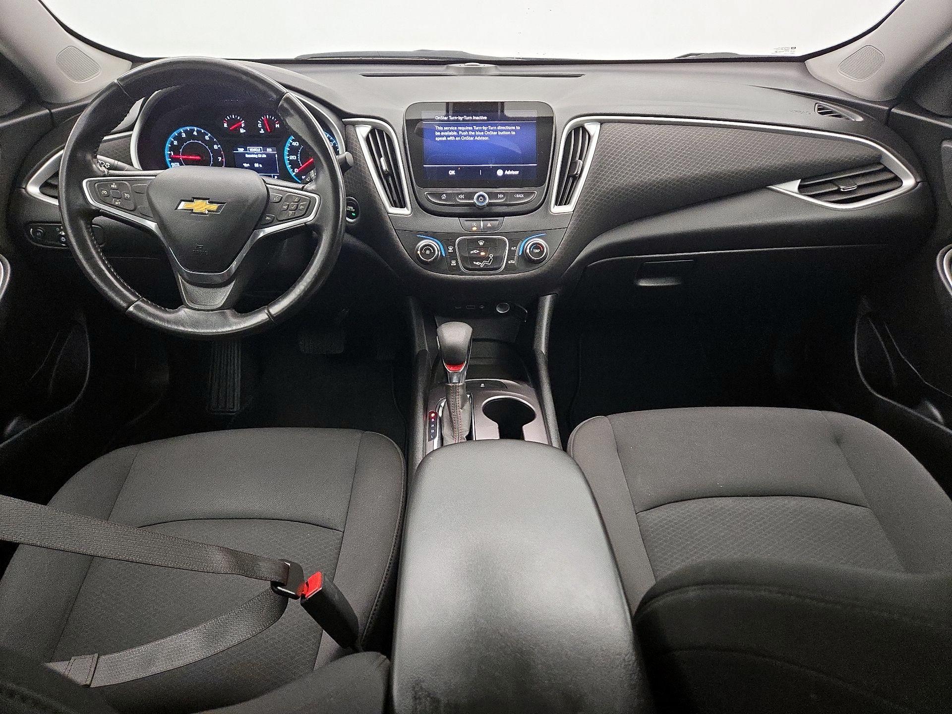 Thumbnail: 2022 Chevrolet Malibu - 9