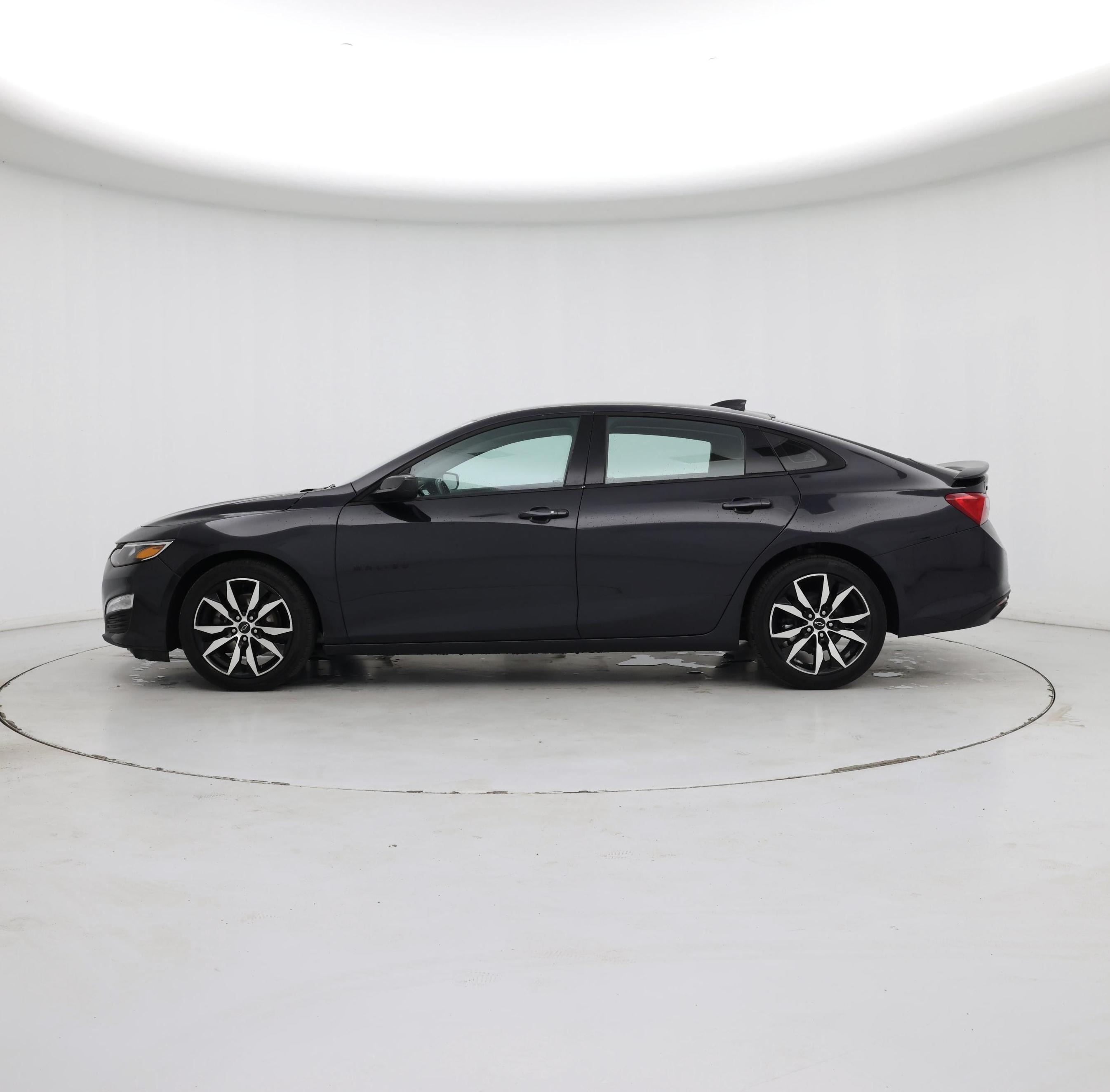 Thumbnail: 2022 Chevrolet Malibu - 3