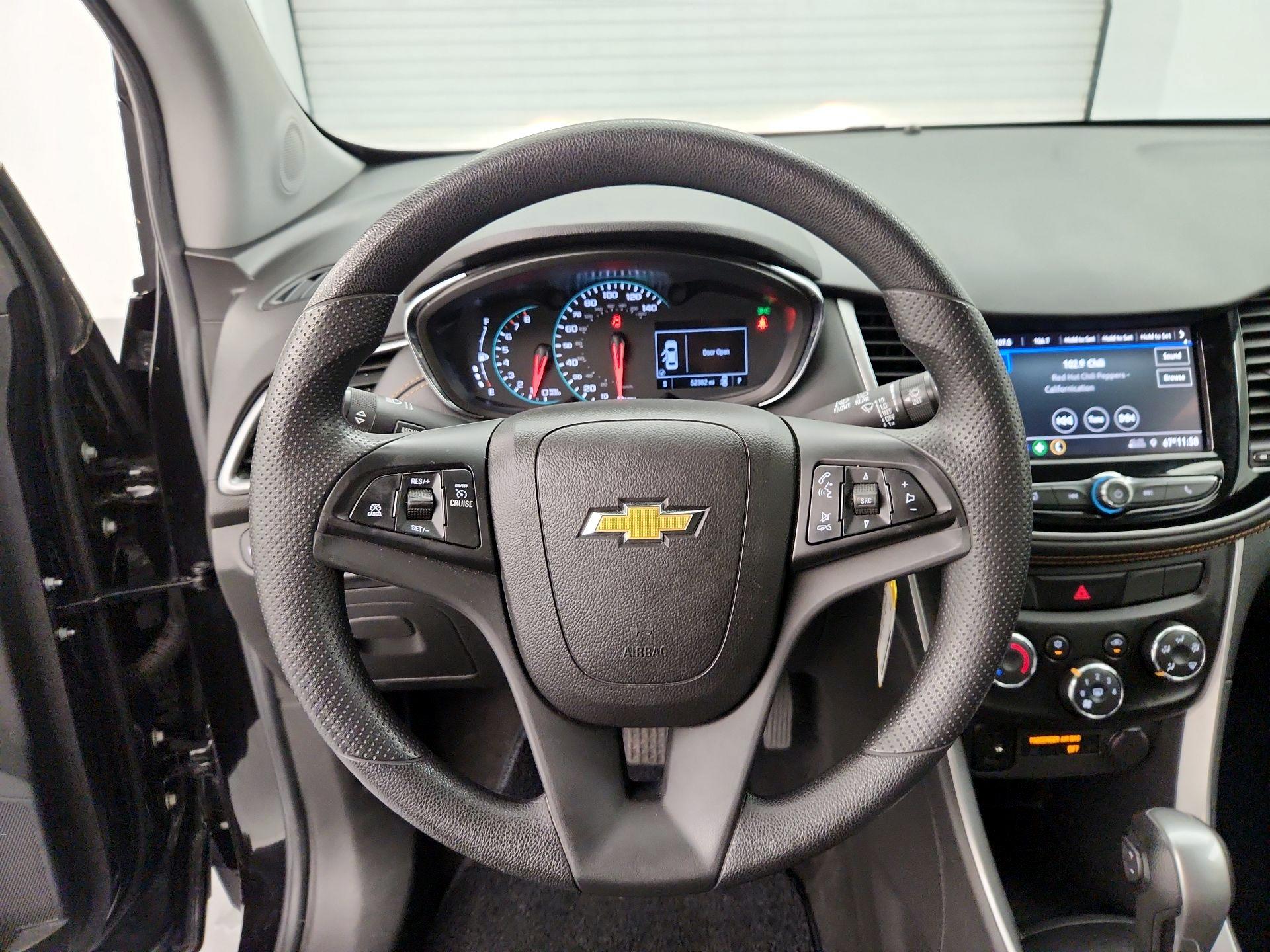 Thumbnail: 2021 Chevrolet Trax - 10