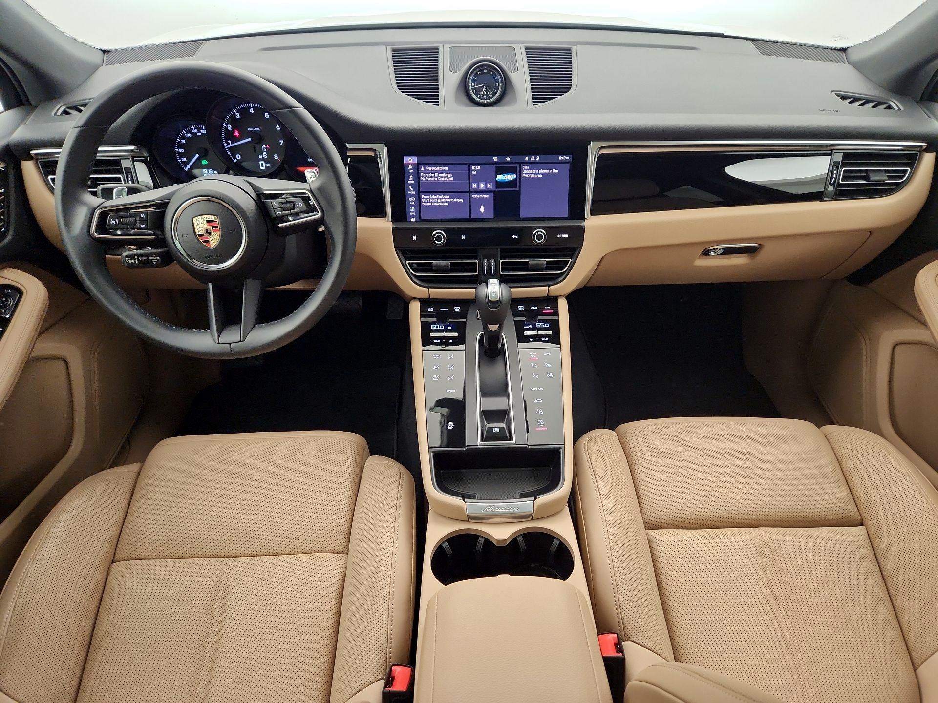 Thumbnail: 2024 Porsche Macan - 9