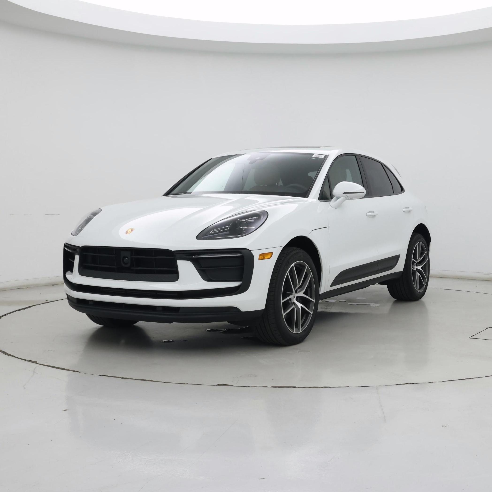 Thumbnail: 2024 Porsche Macan - 4