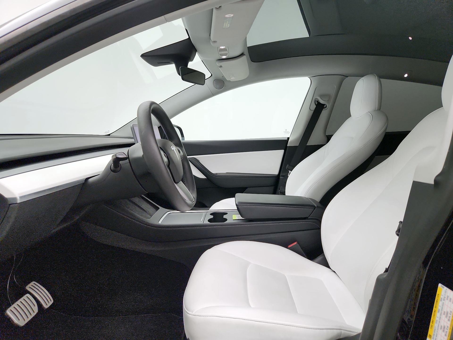 Thumbnail: 2022 Tesla Model Y - 11