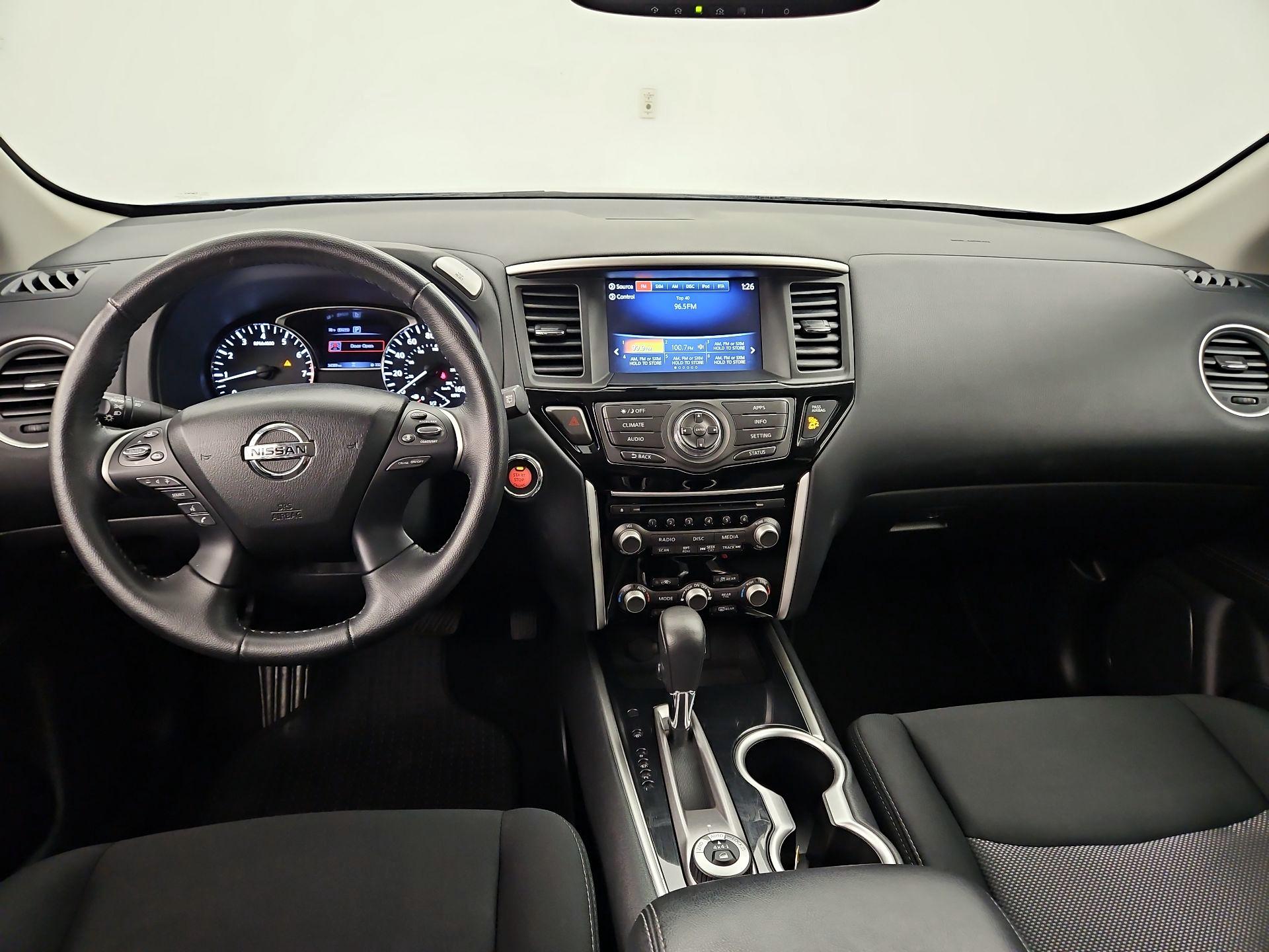 Thumbnail: 2020 Nissan Pathfinder - 9