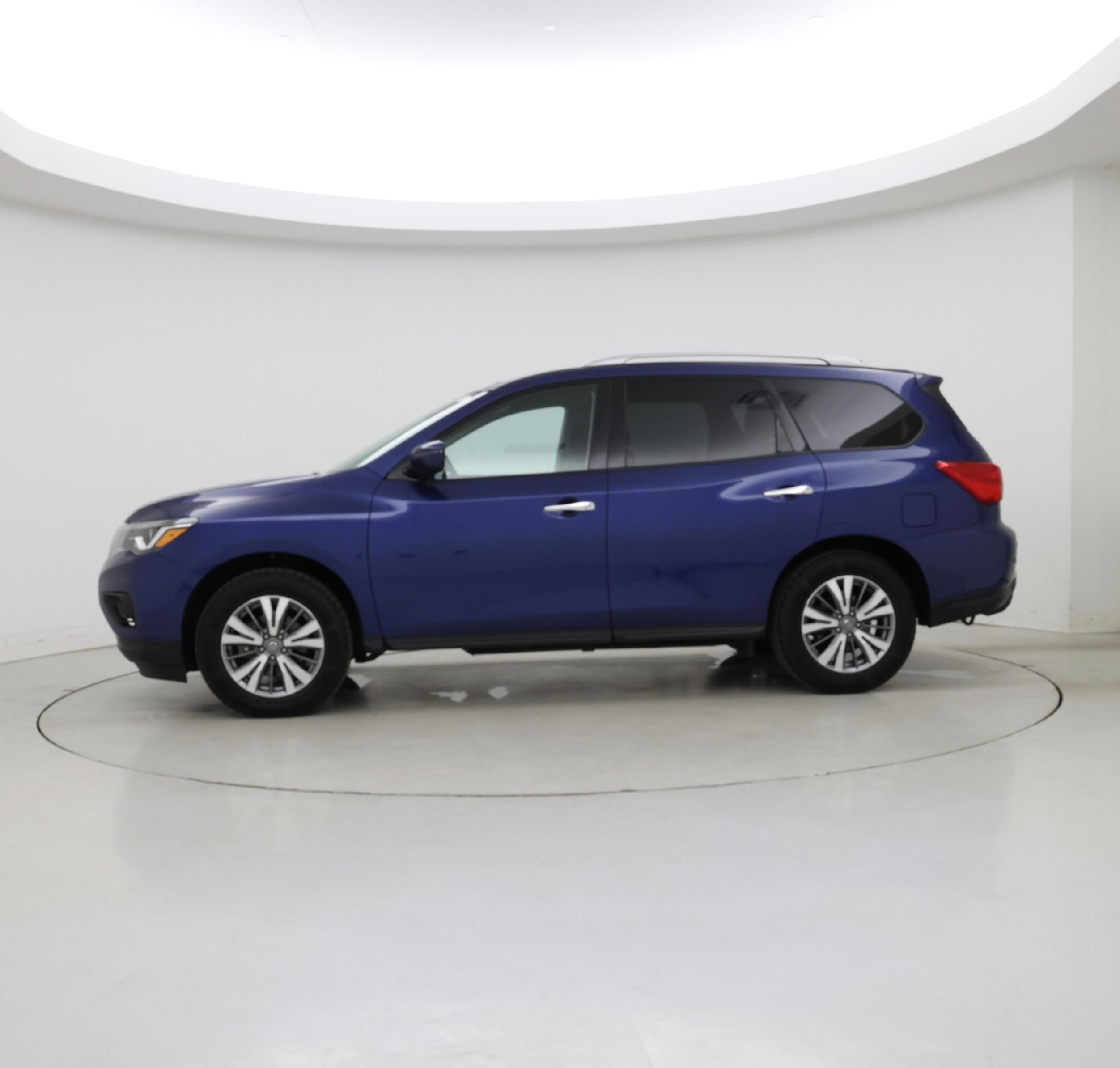 Thumbnail: 2020 Nissan Pathfinder - 3
