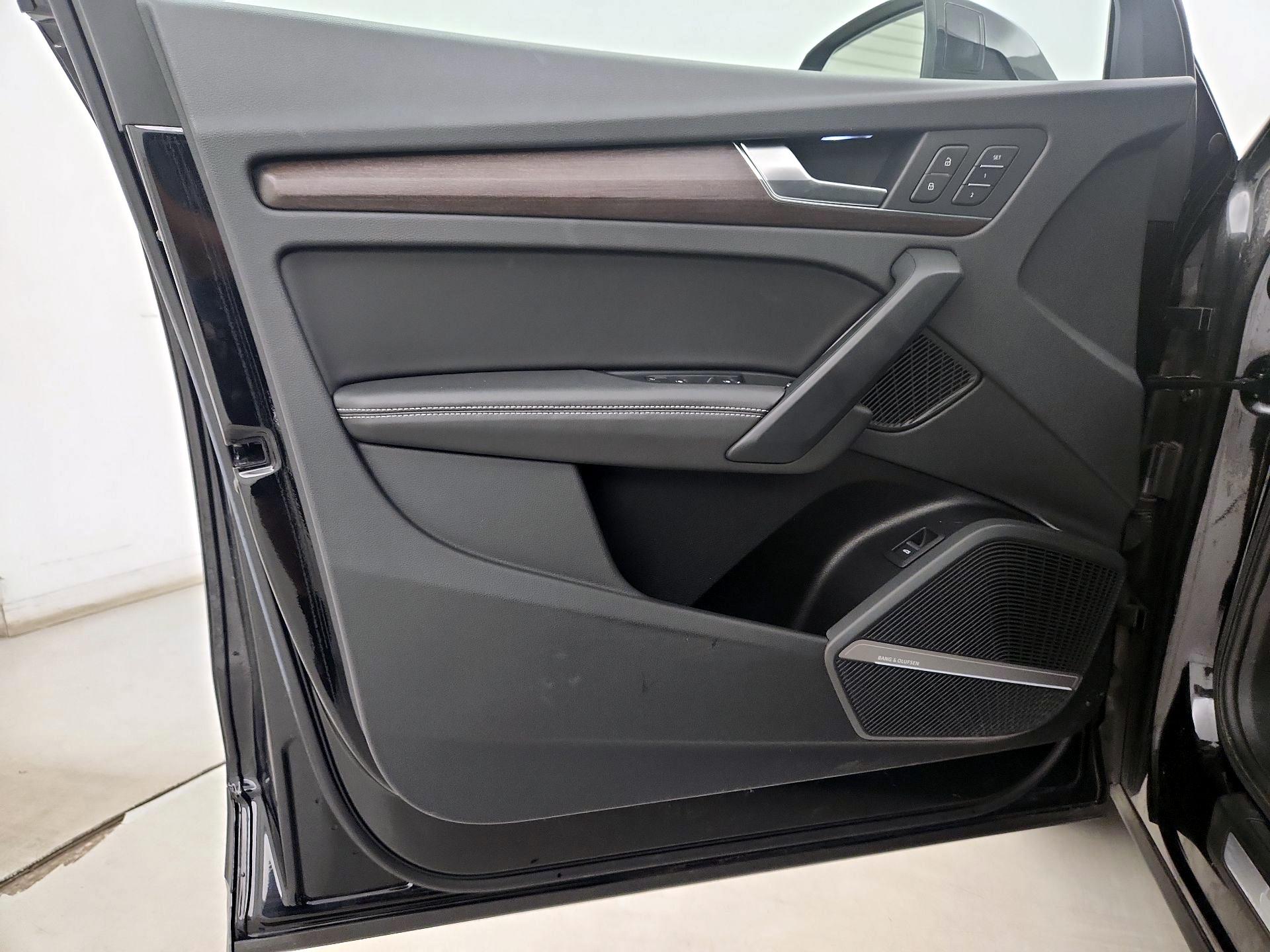 Thumbnail: 2021 Audi Q5 - 12