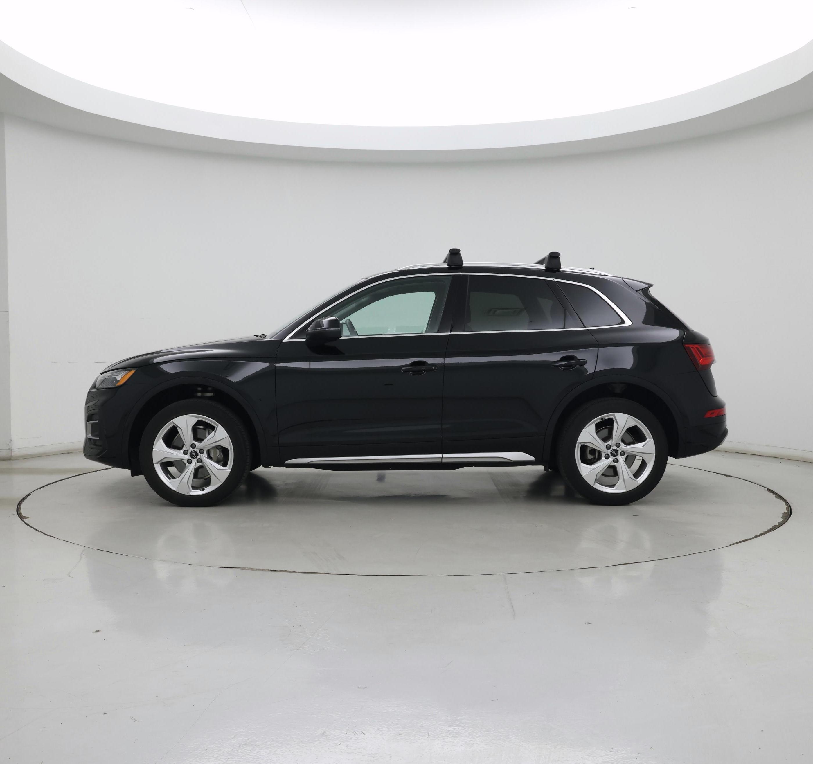Thumbnail: 2021 Audi Q5 - 3