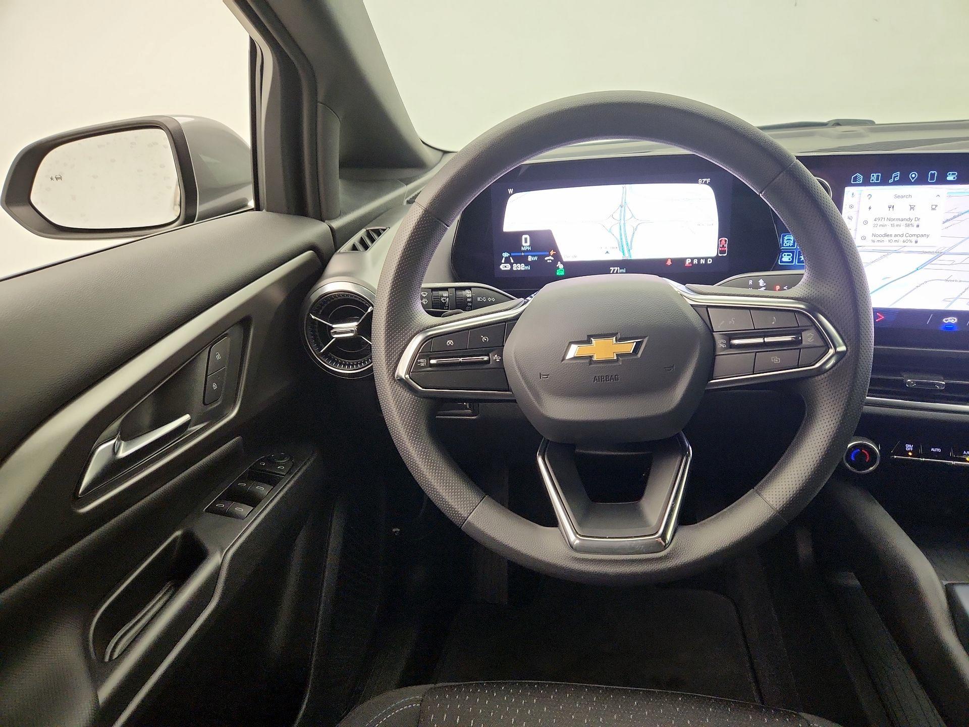 Thumbnail: 2025 Chevrolet Equinox - 10