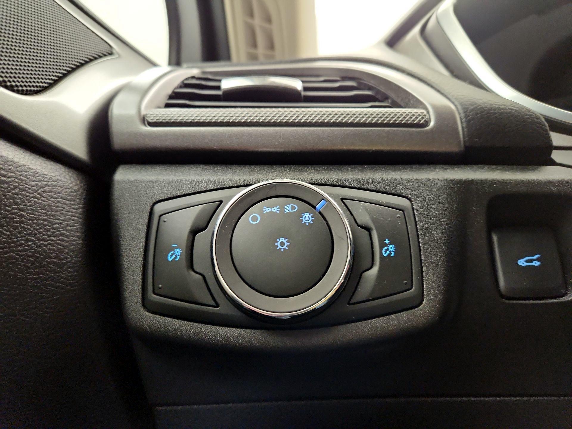 Thumbnail: 2019 Ford Fusion - 13