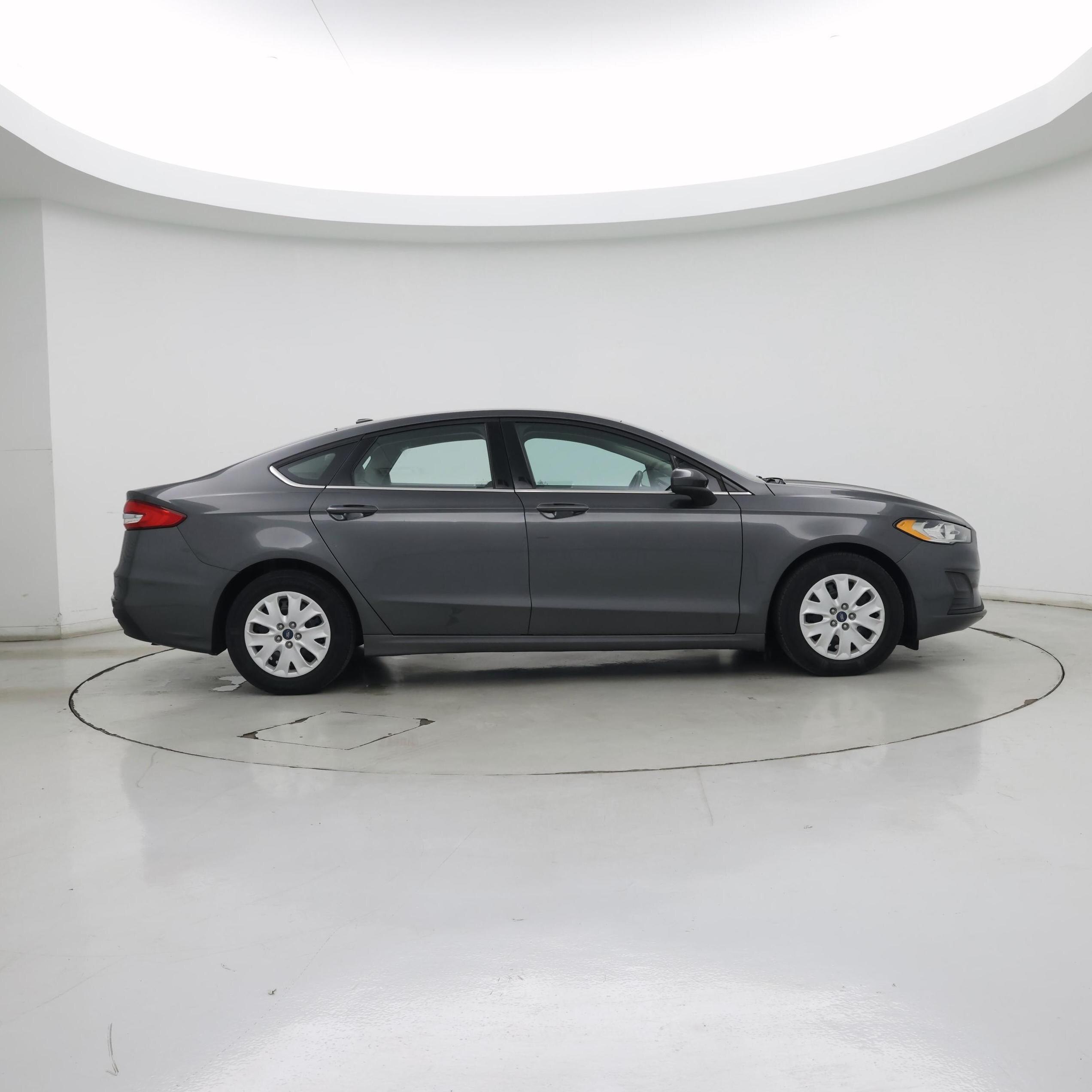 Thumbnail: 2019 Ford Fusion - 7
