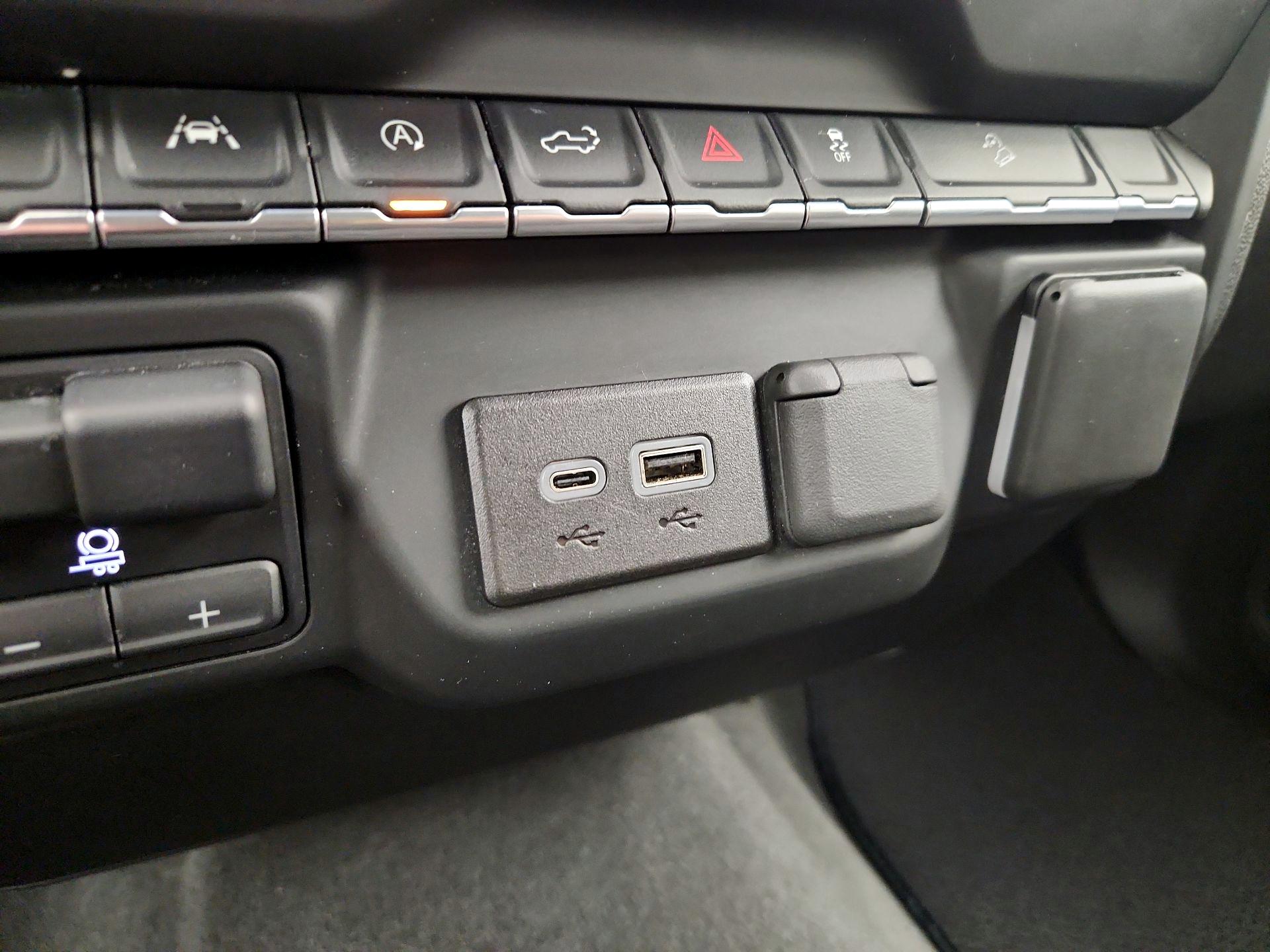 Thumbnail: 2023 Chevrolet Silverado 1500 - 18