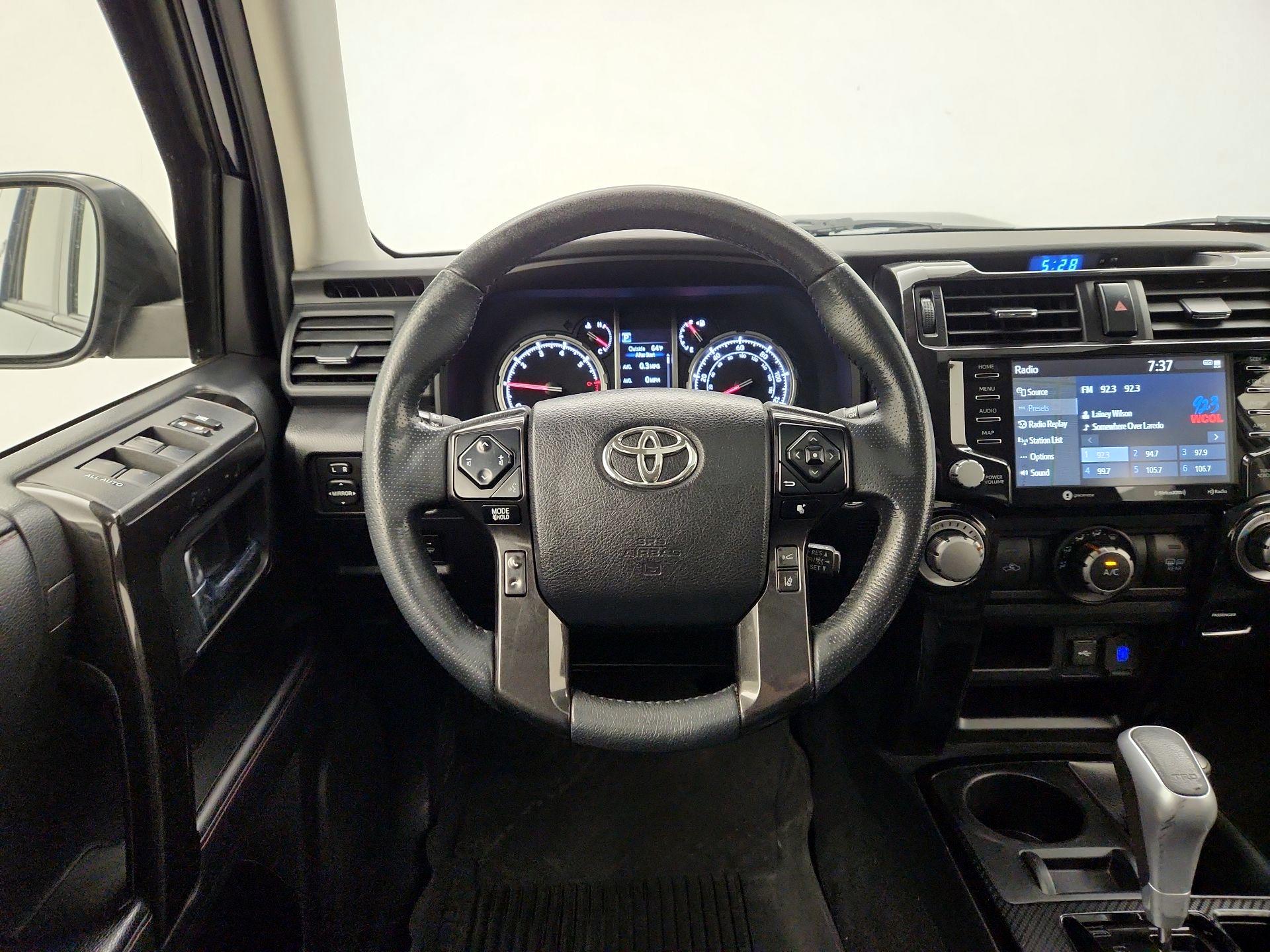 Thumbnail: 2022 Toyota 4Runner - 10