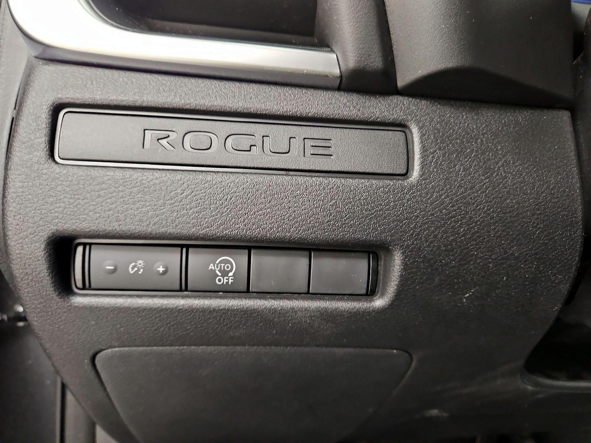 Thumbnail: 2023 Nissan Rogue - 13