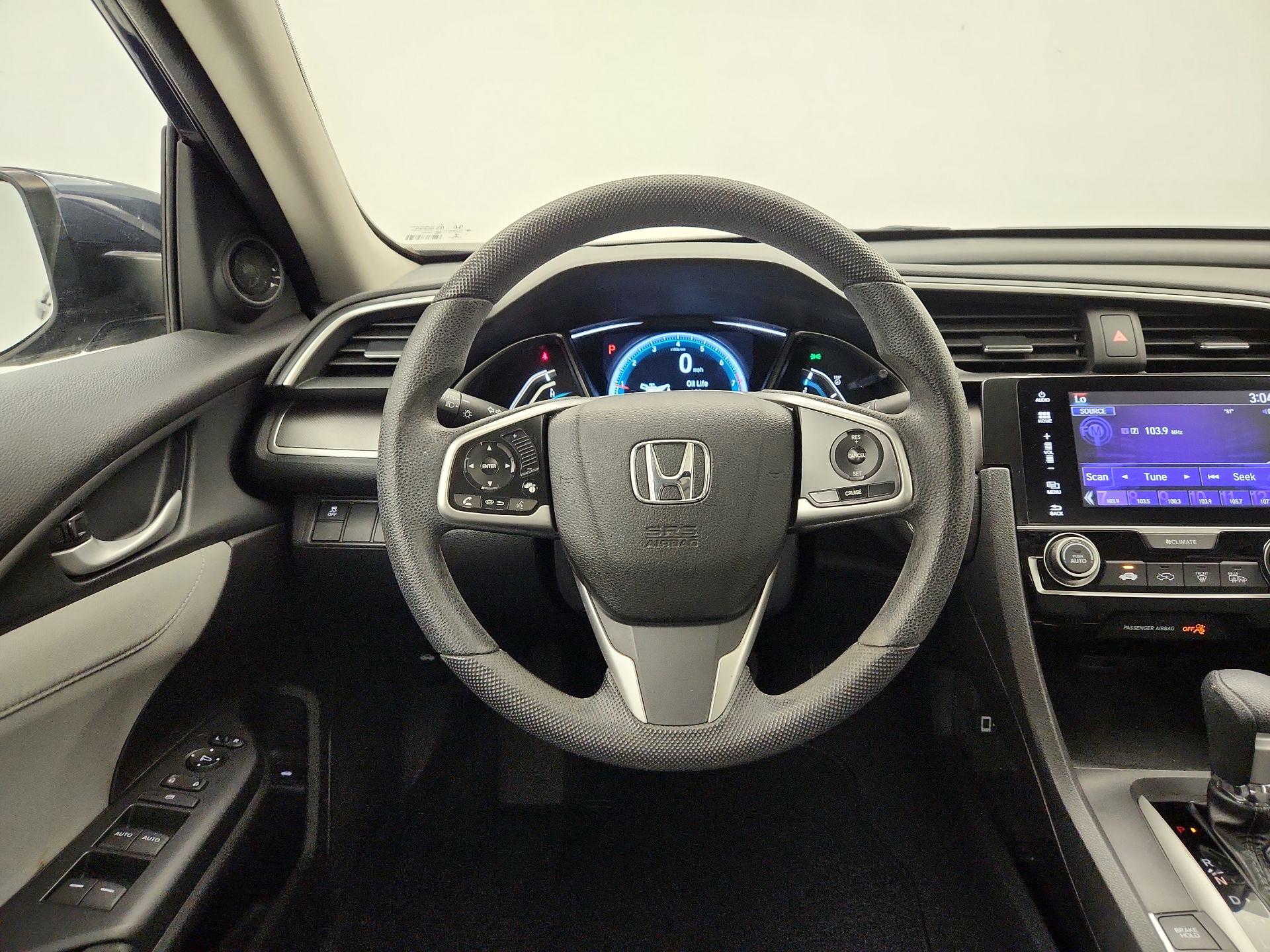 Thumbnail: 2016 Honda Civic - 10