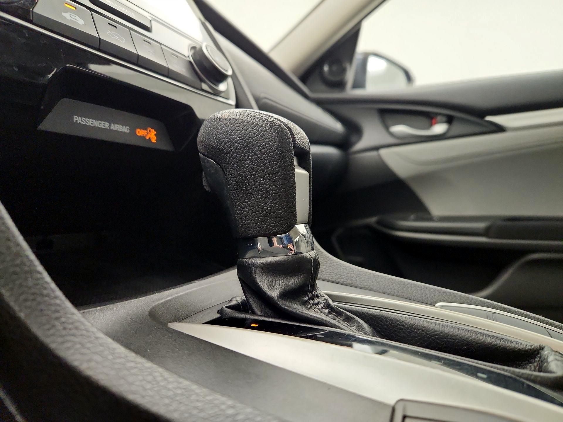 Thumbnail: 2016 Honda Civic - 17