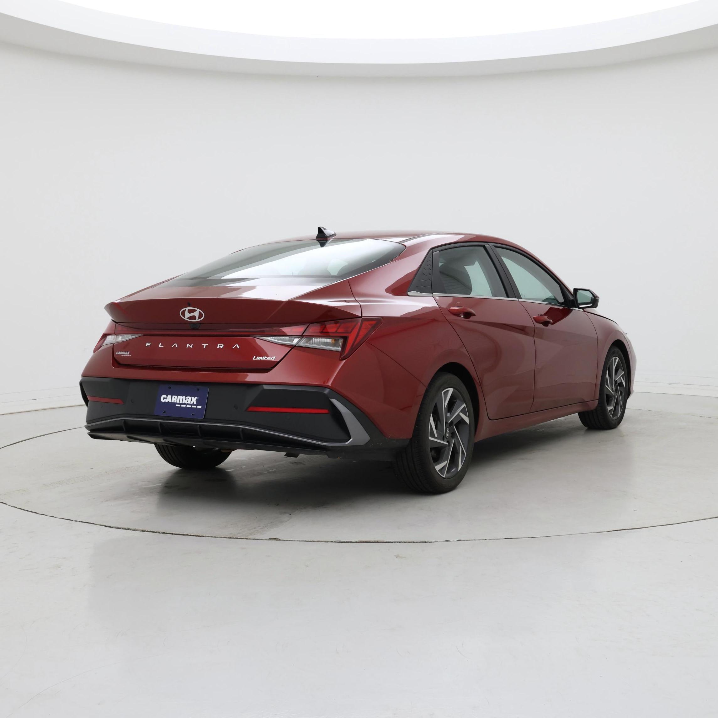 Thumbnail: 2024 Hyundai Elantra - 8