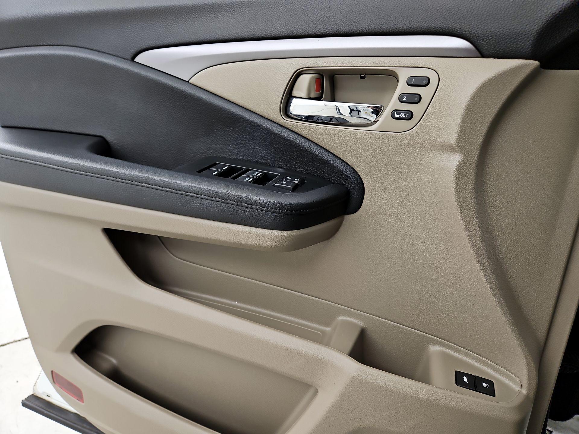 Thumbnail: 2021 Honda Pilot - 12