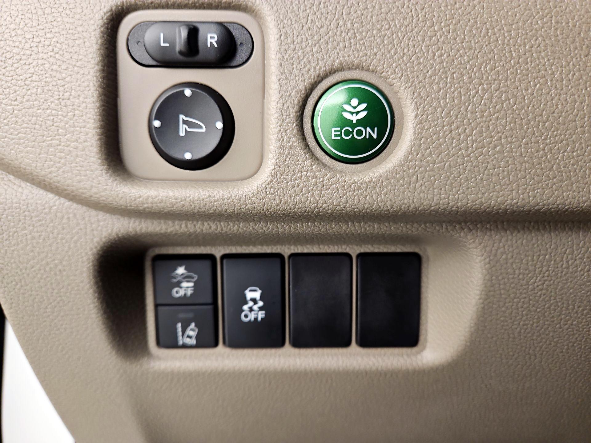 Thumbnail: 2021 Honda Pilot - 13