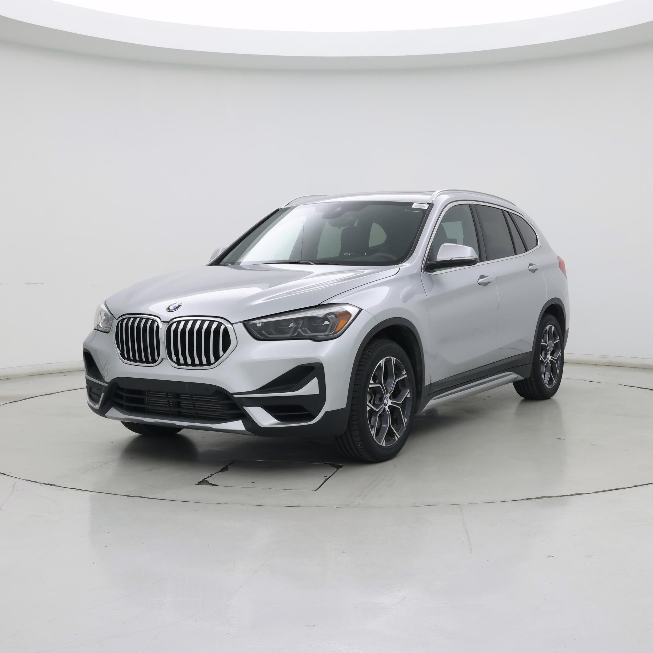 Thumbnail: 2021 BMW X1 - 4