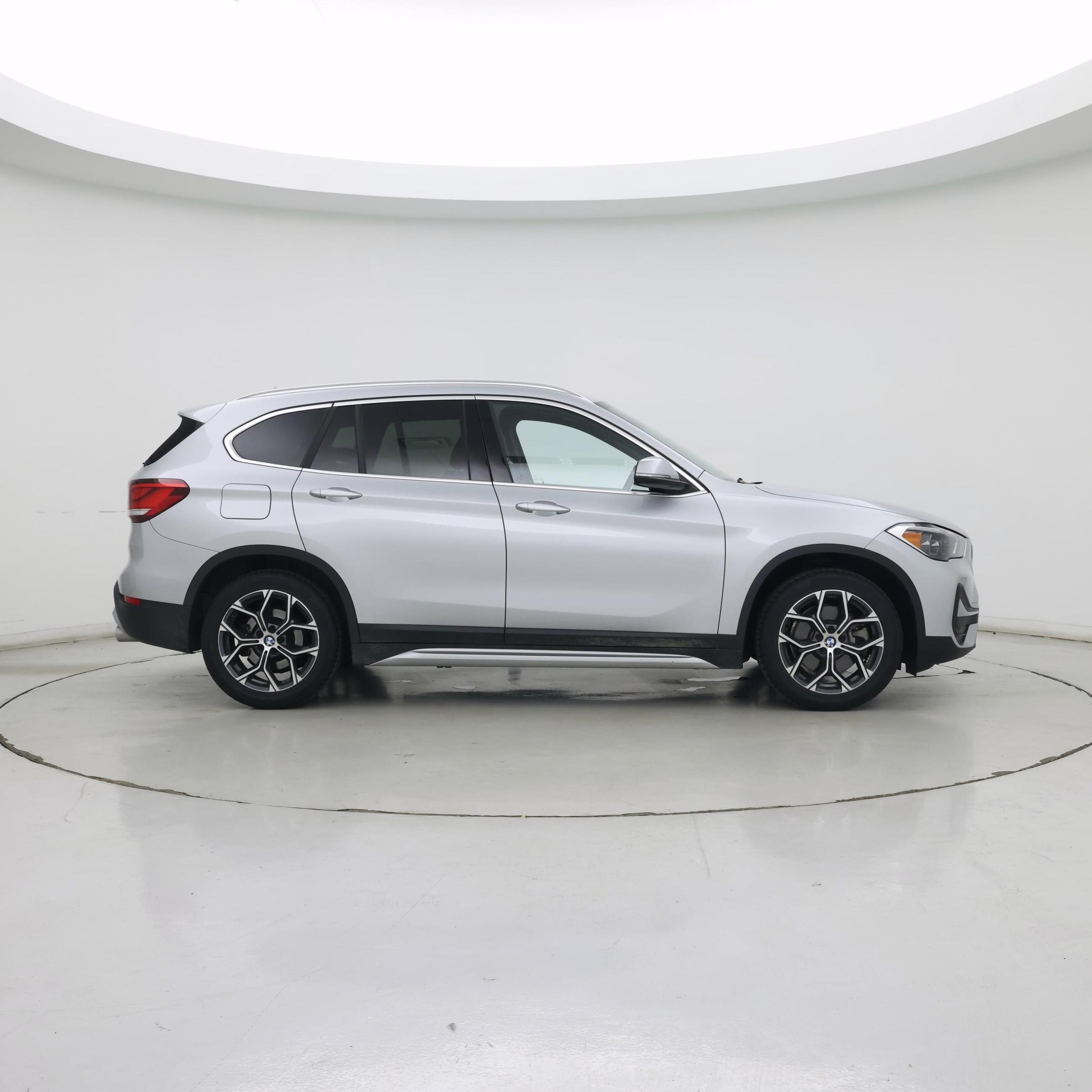 Thumbnail: 2021 BMW X1 - 7