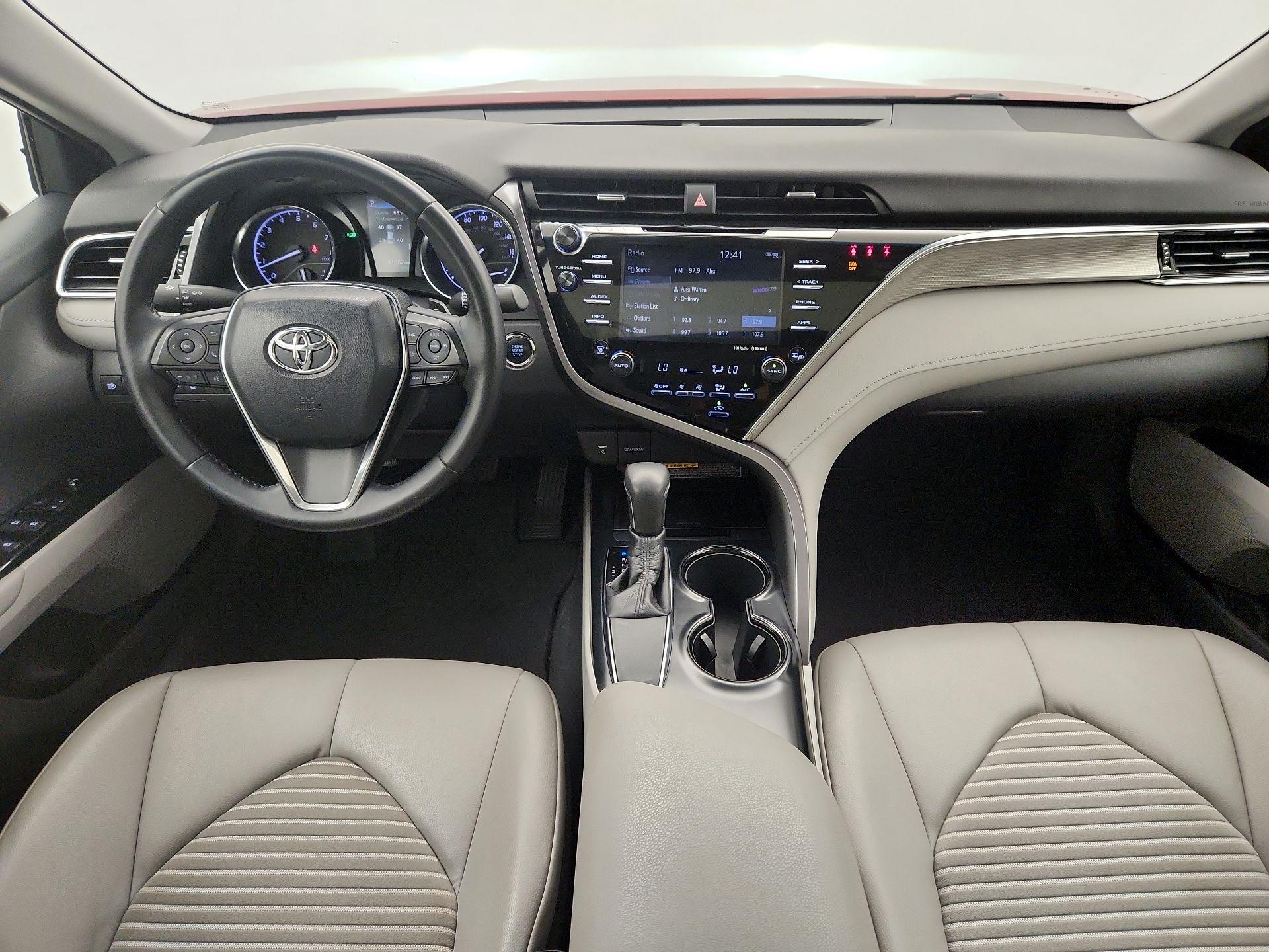 Thumbnail: 2018 Toyota Camry - 9