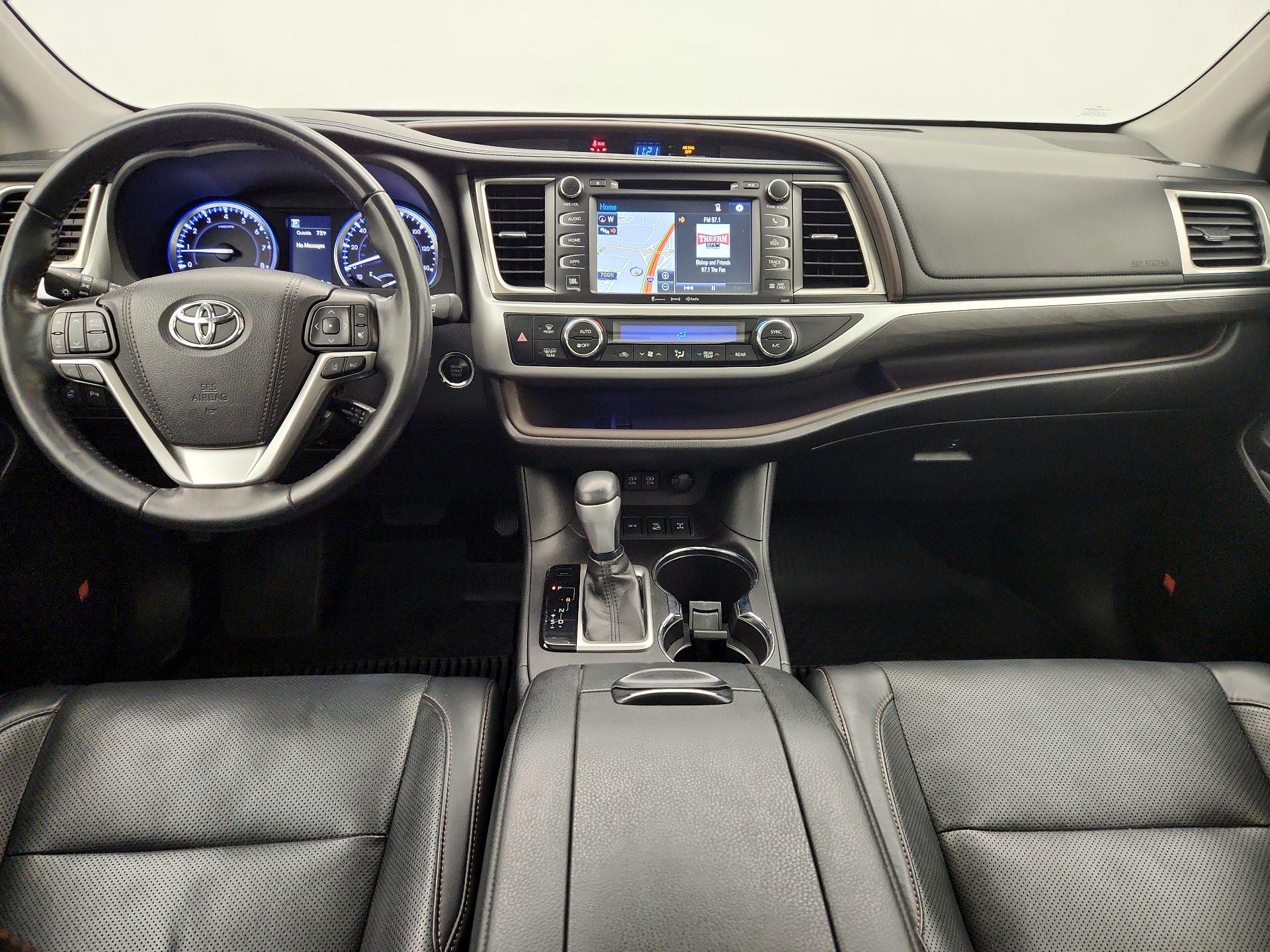 Thumbnail: 2019 Toyota Highlander - 9