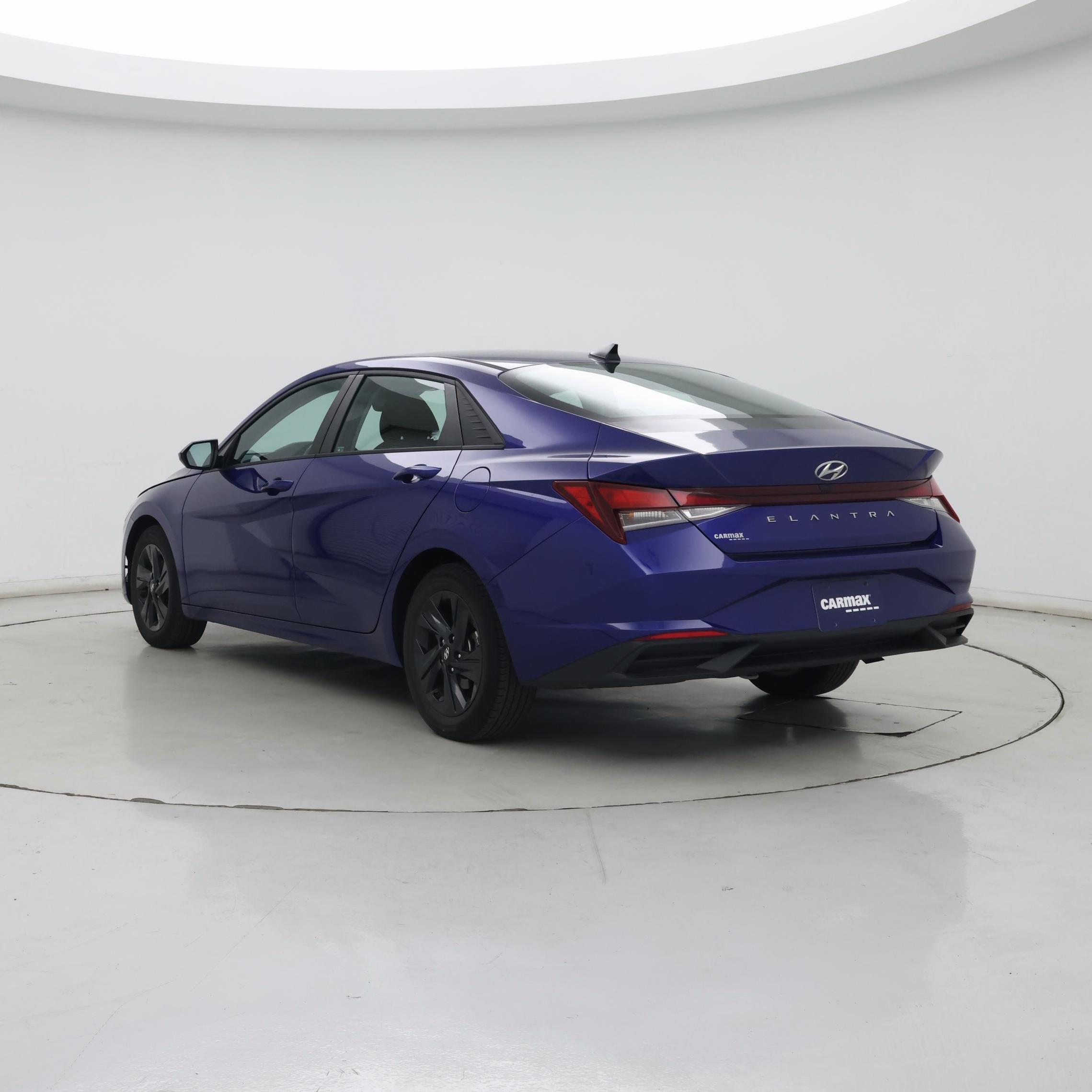Thumbnail: 2022 Hyundai Elantra - 2
