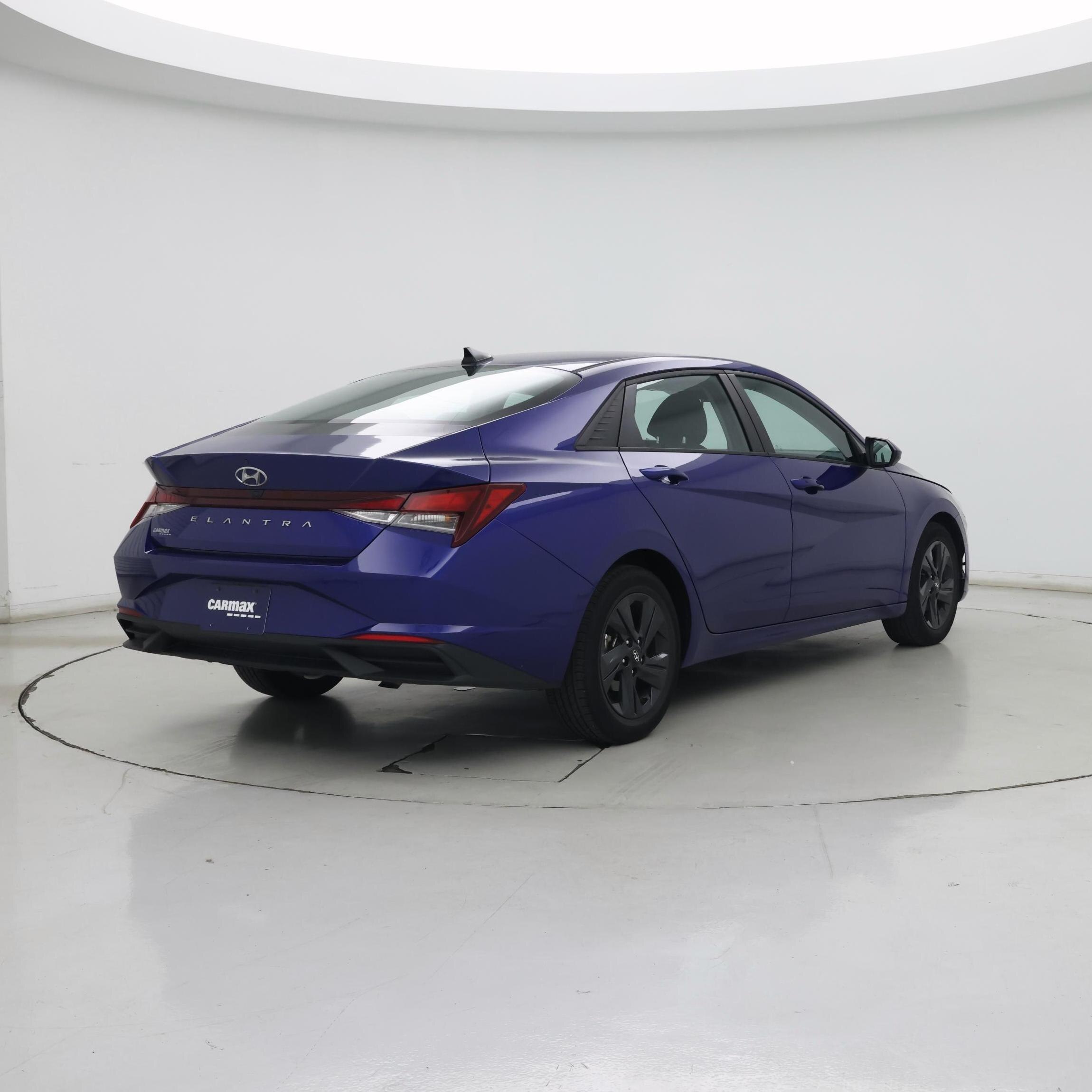 Thumbnail: 2022 Hyundai Elantra - 8