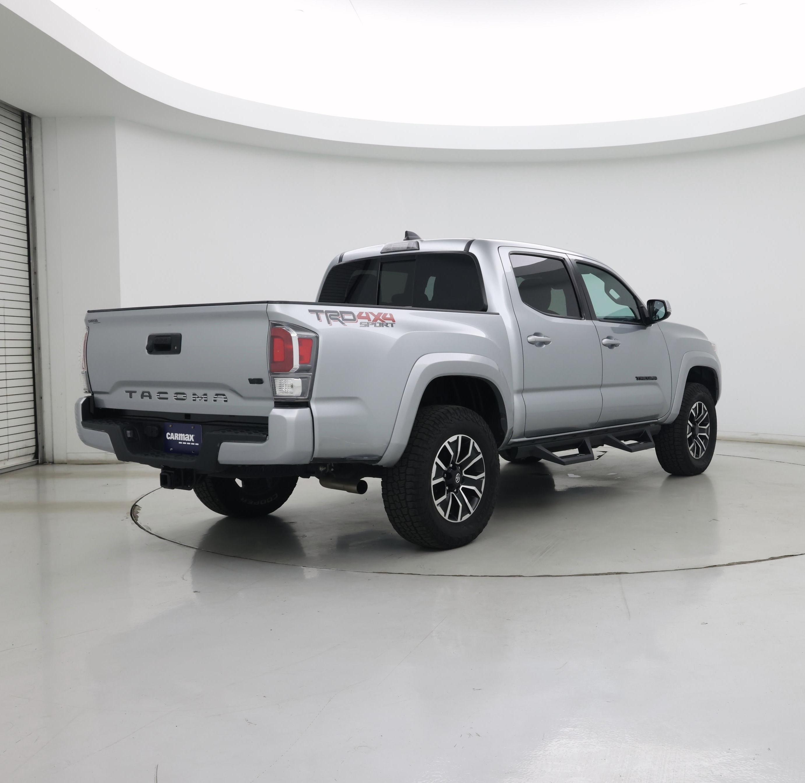 Thumbnail: 2022 Toyota Tacoma - 8