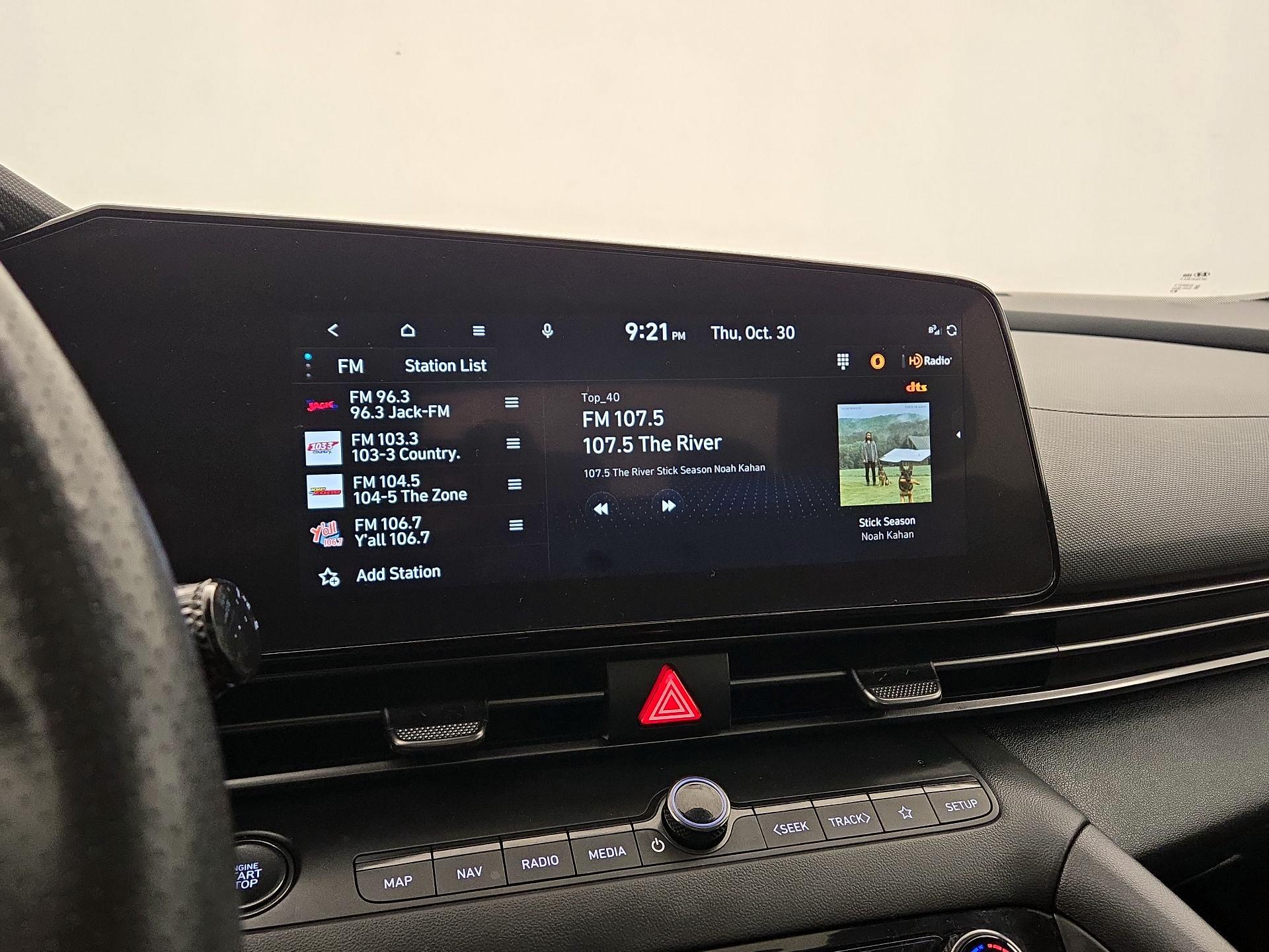 Thumbnail: 2023 Hyundai Elantra - 16