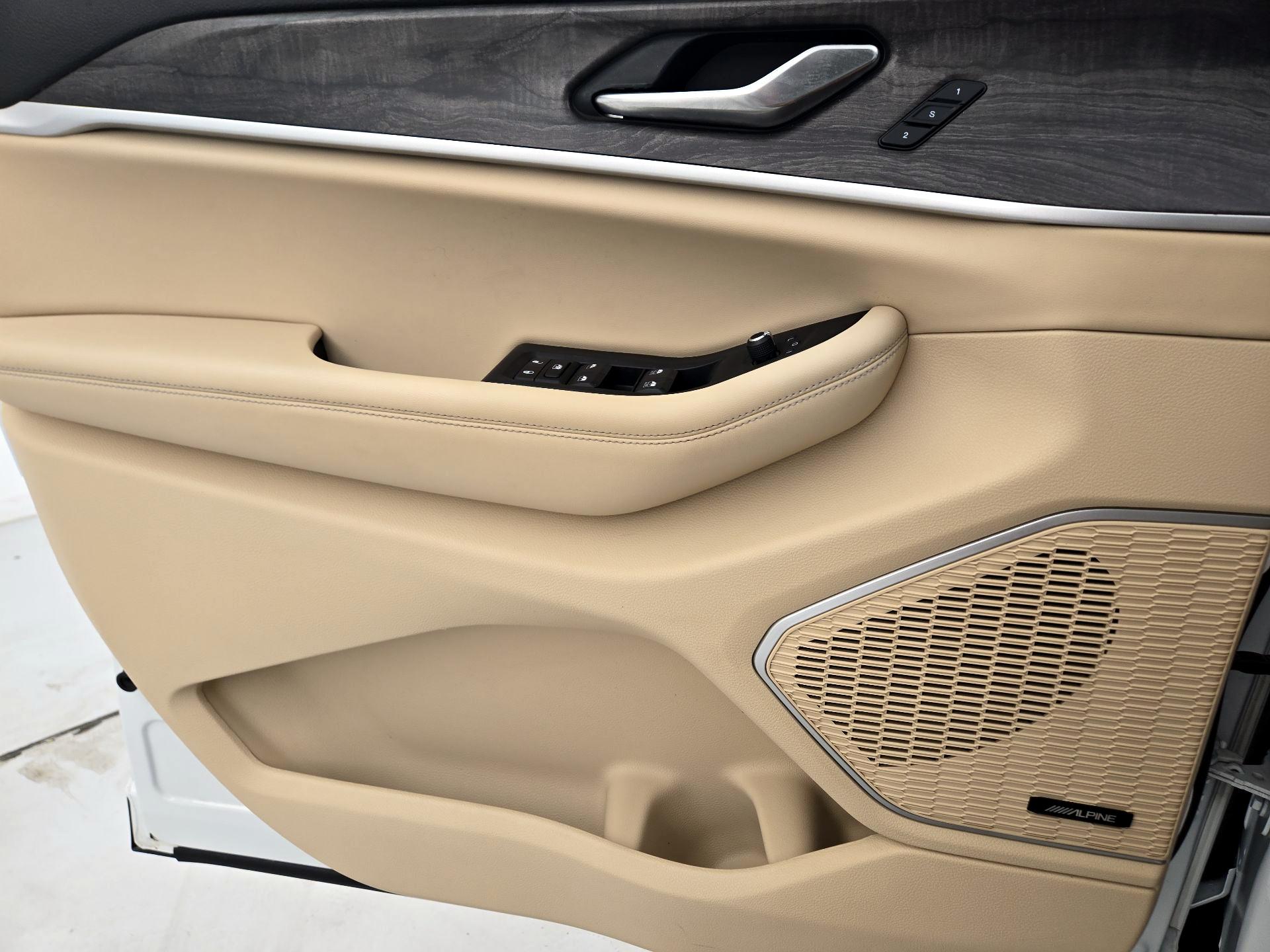 Thumbnail: 2021 Jeep Grand Cherokee L - 12